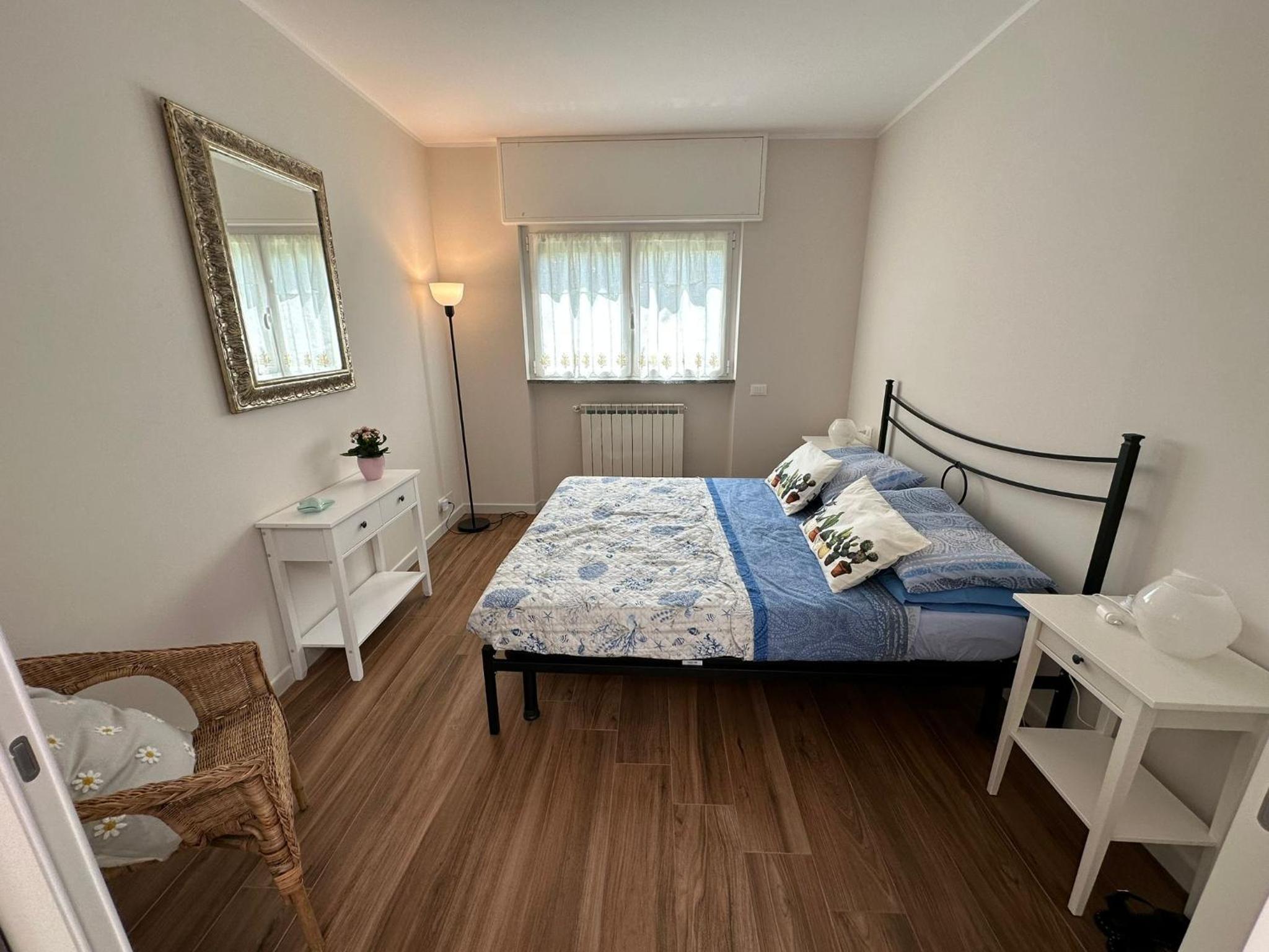 One-Bedroom Apartment photo 3