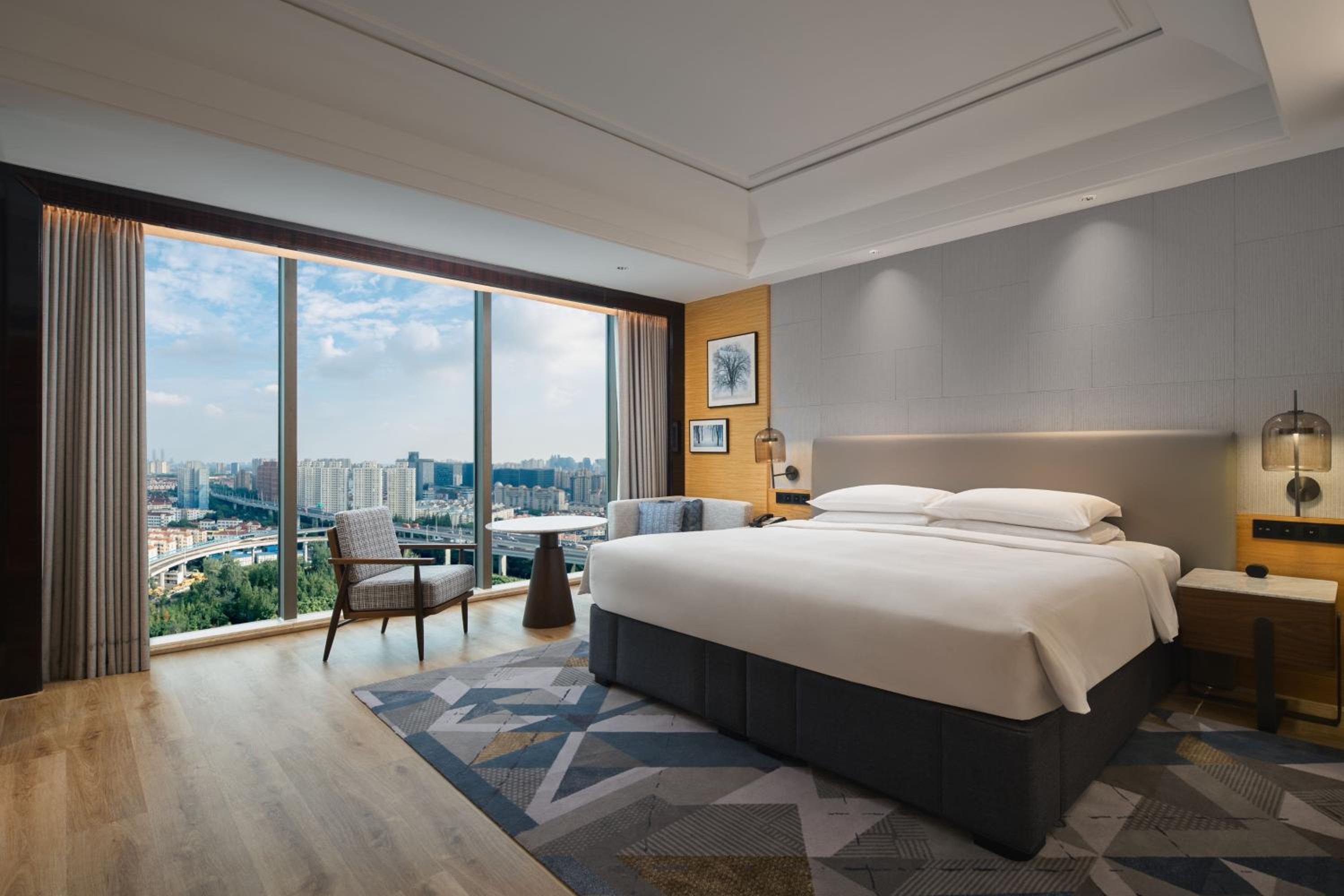 King Room with City View
