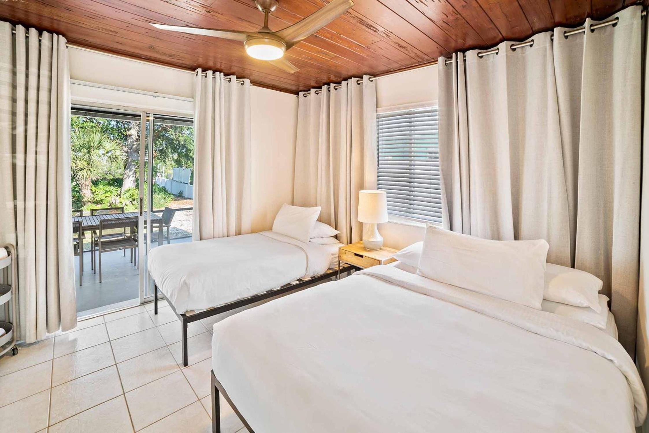 One-Bedroom Bungalow