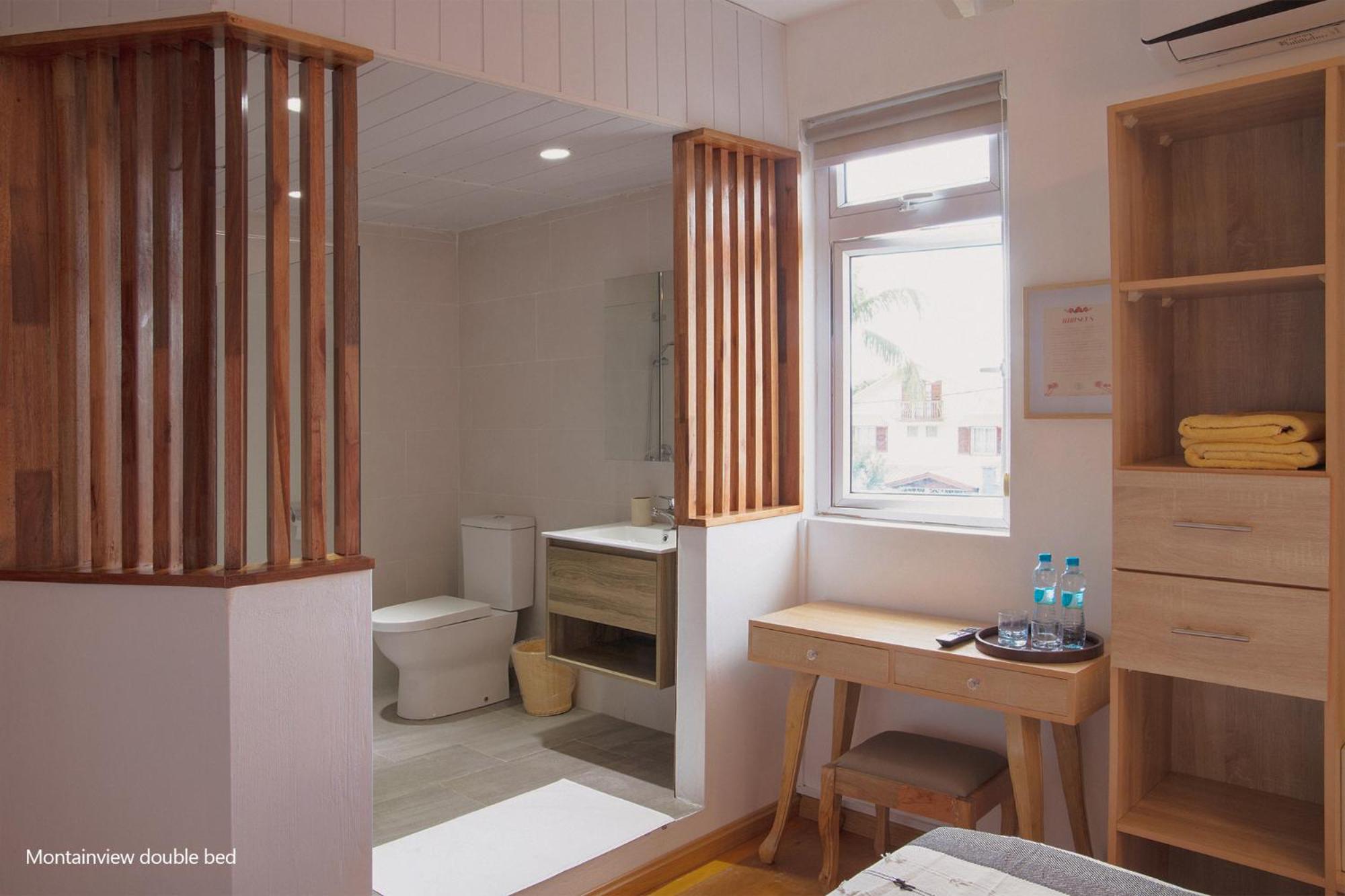 Double Room with Mountain View
