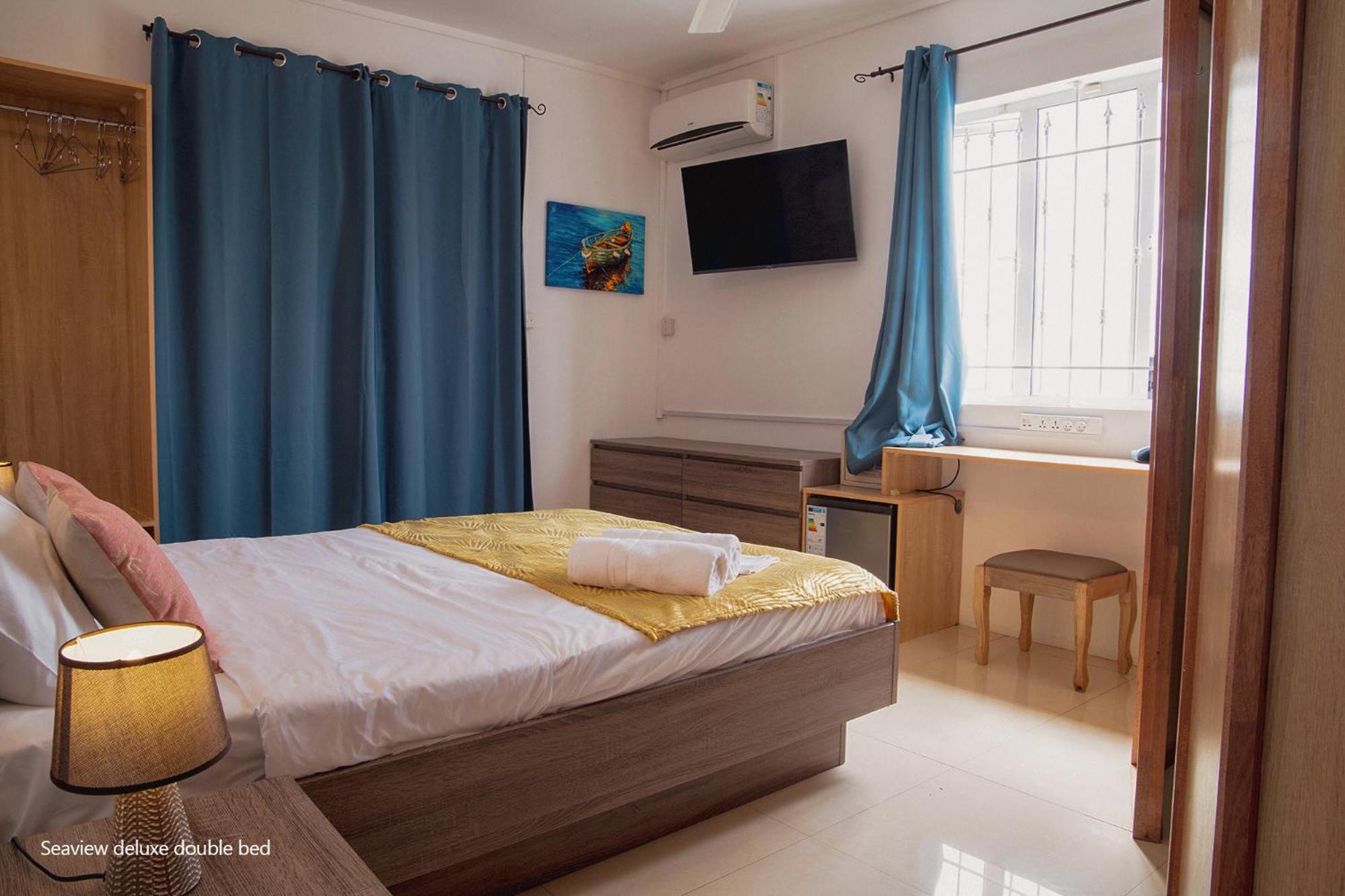Deluxe Double Room with Sea View