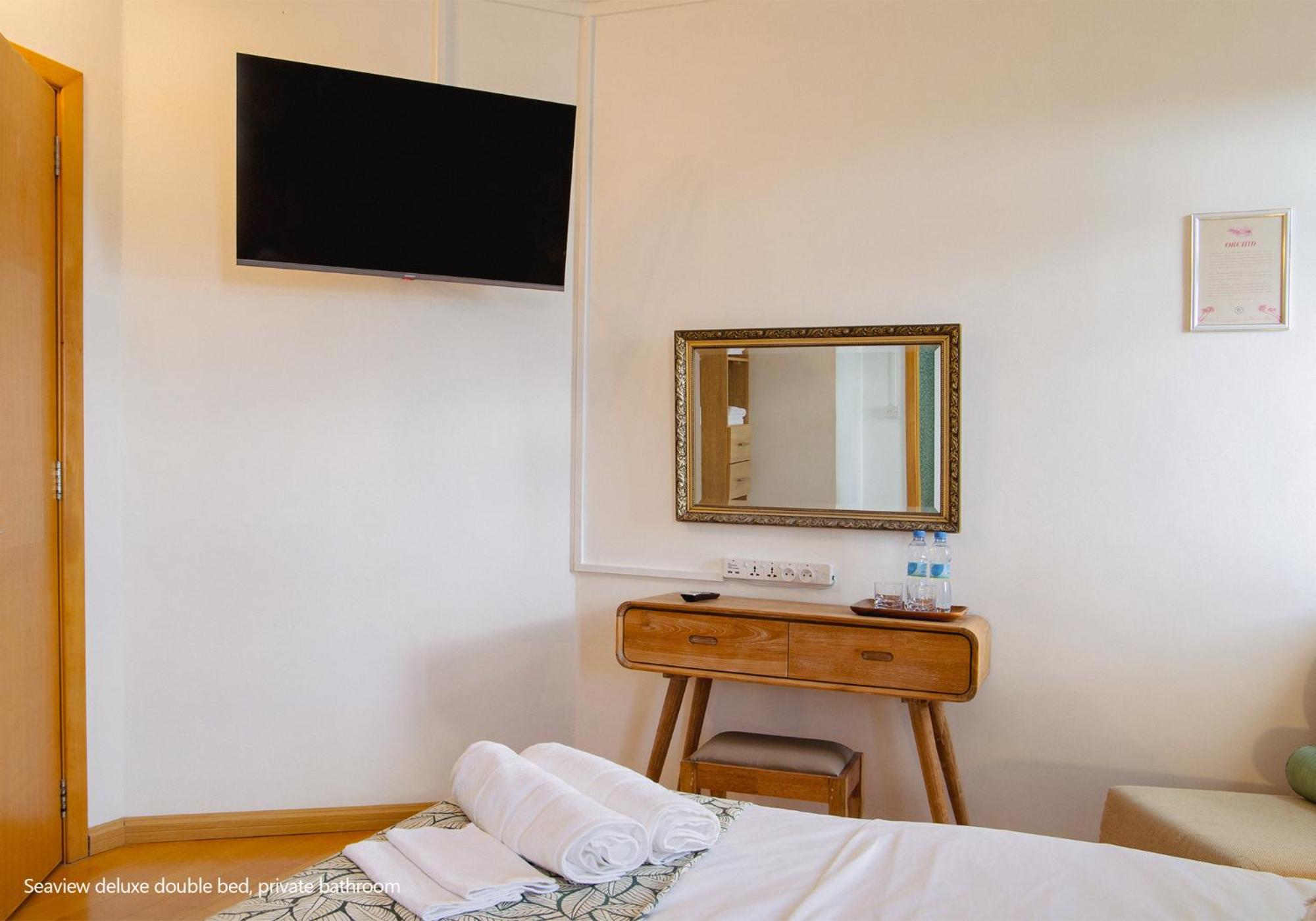 Queen Room with Sea View photo 2