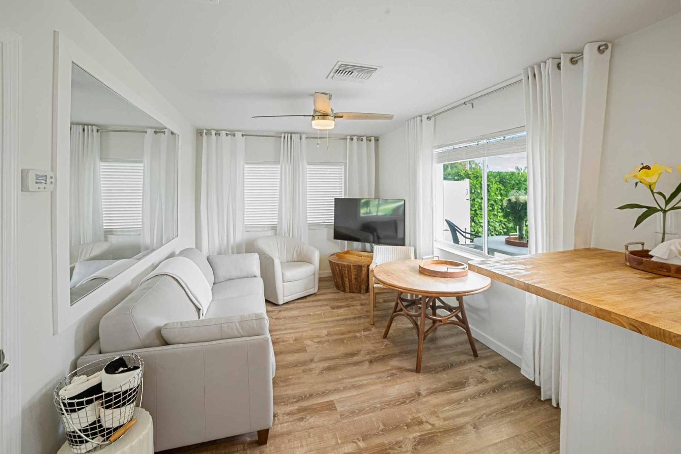 Superior Suite with Sea View photo 2