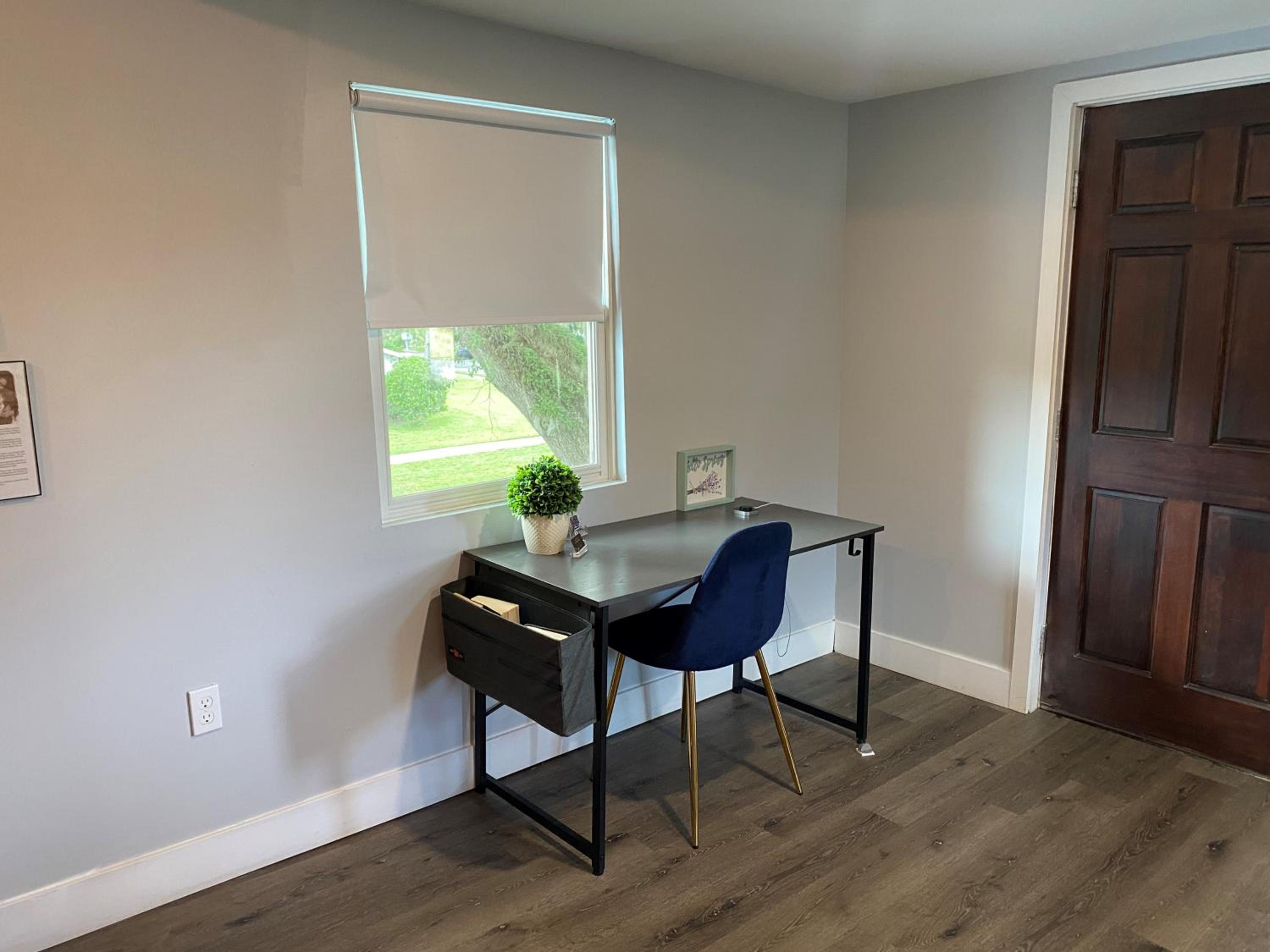 Two-Bedroom Apartment - Photo 13