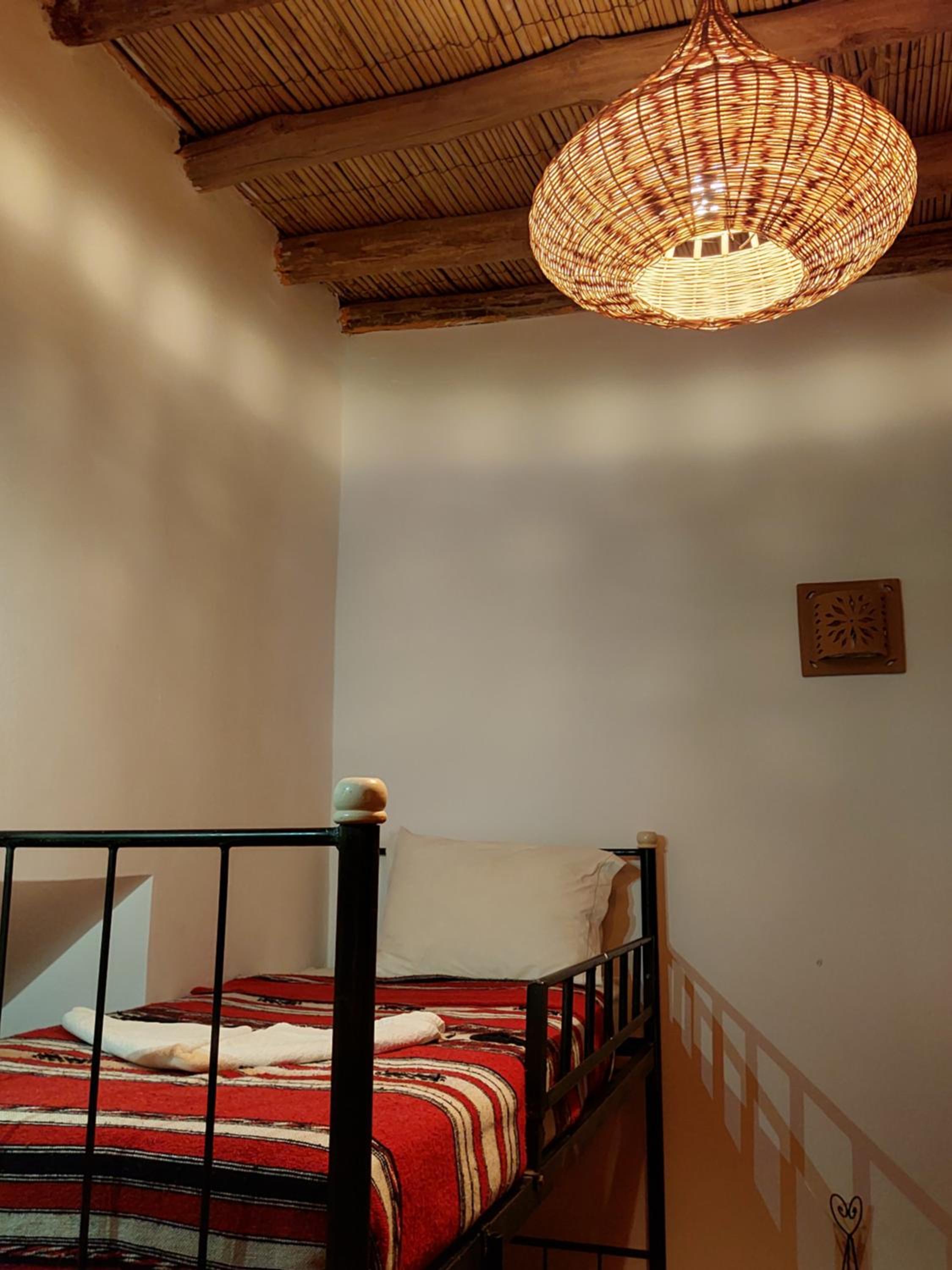 8-Bed Mixed Dormitory Room photo 3