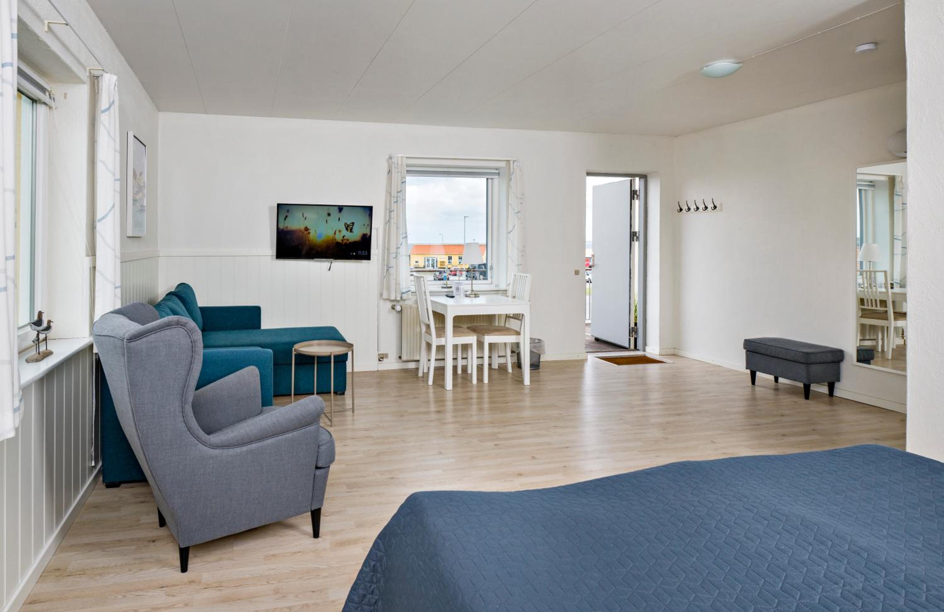Family Room with Sea View
