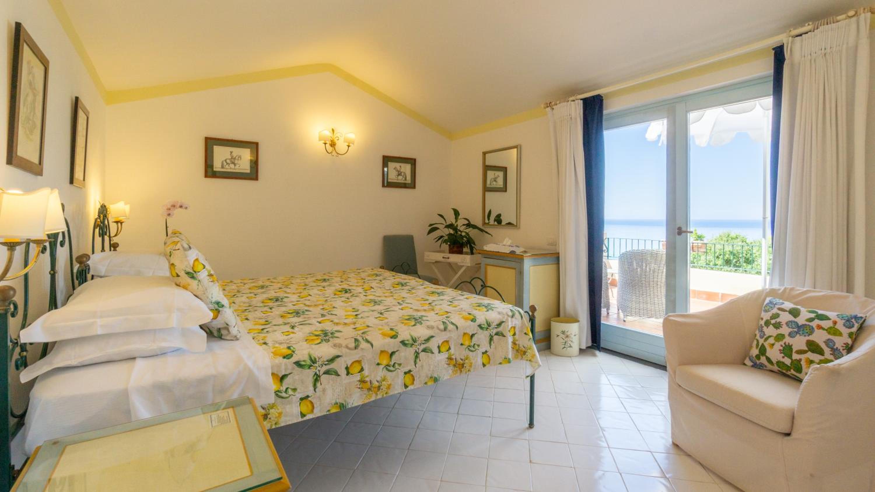 Superior Double Room with Sea View and Terrace photo 3