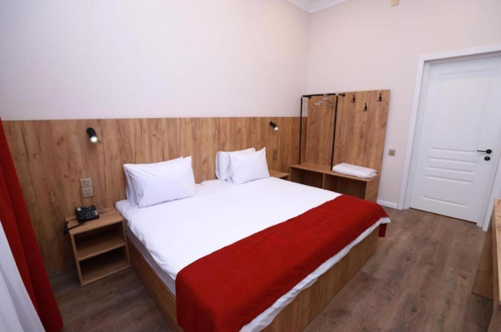 Double Or Twin Room photo 3