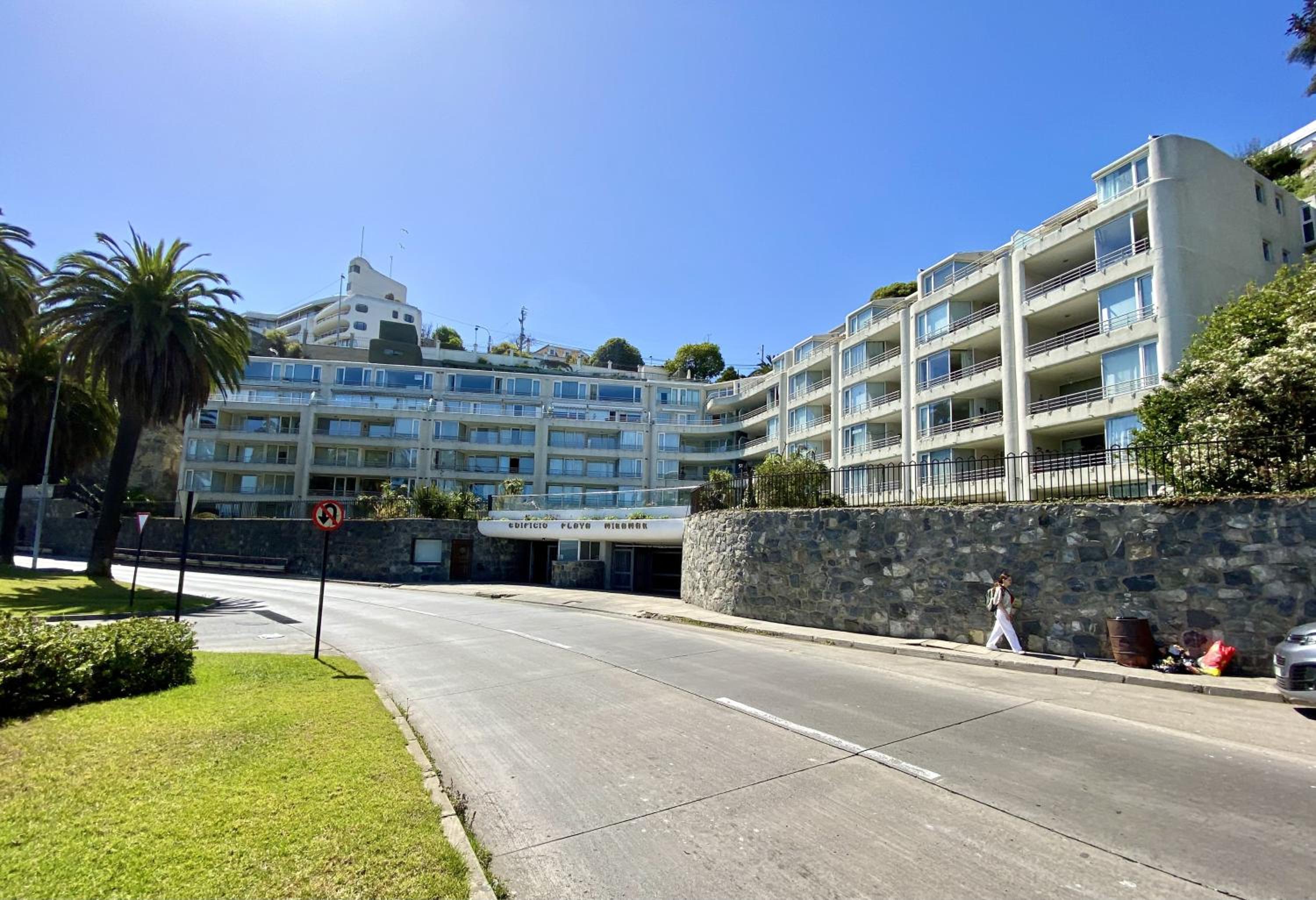 Studio Apartment with Sea View photo 2