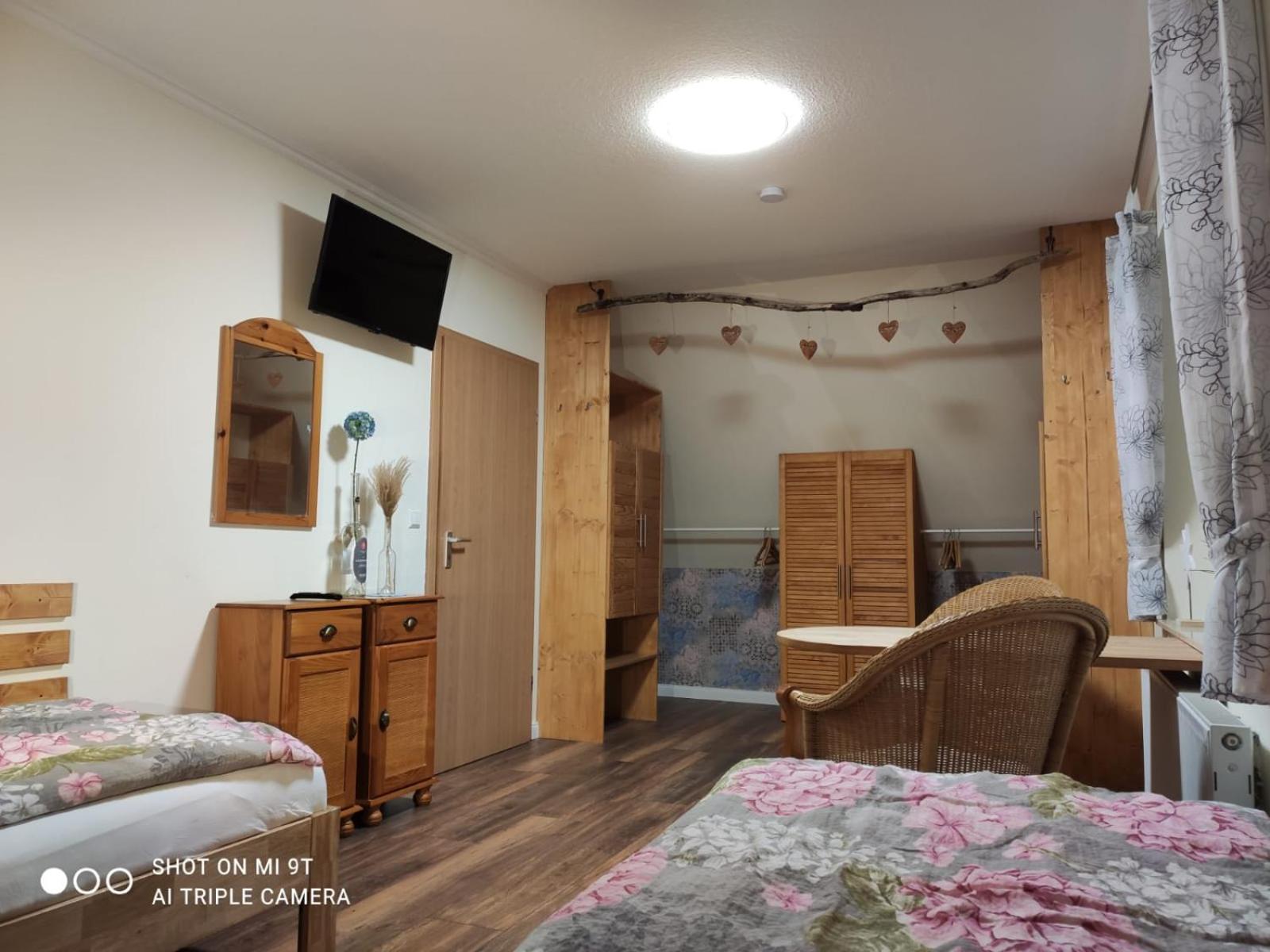 Three-Bedroom House photo 3