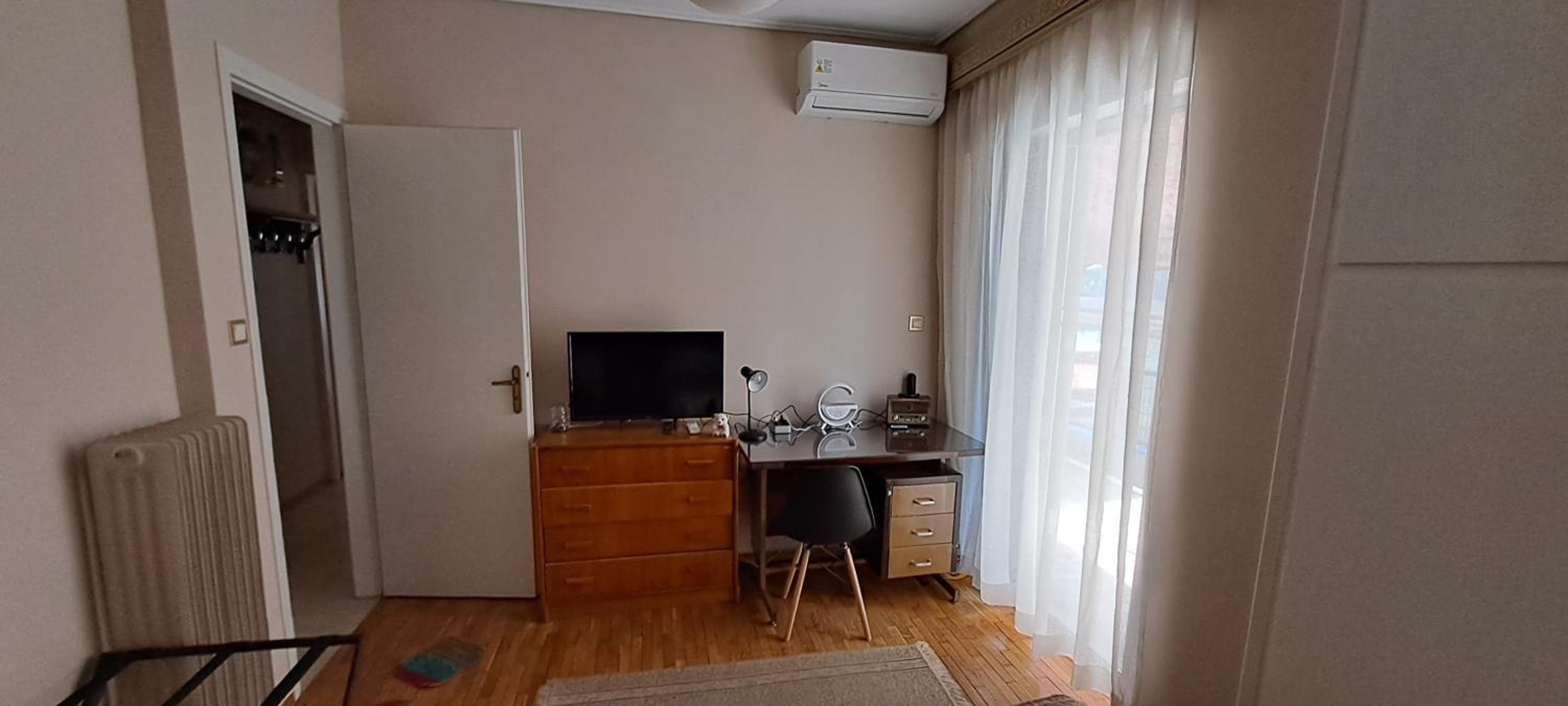 Two-Bedroom Apartment photo 3