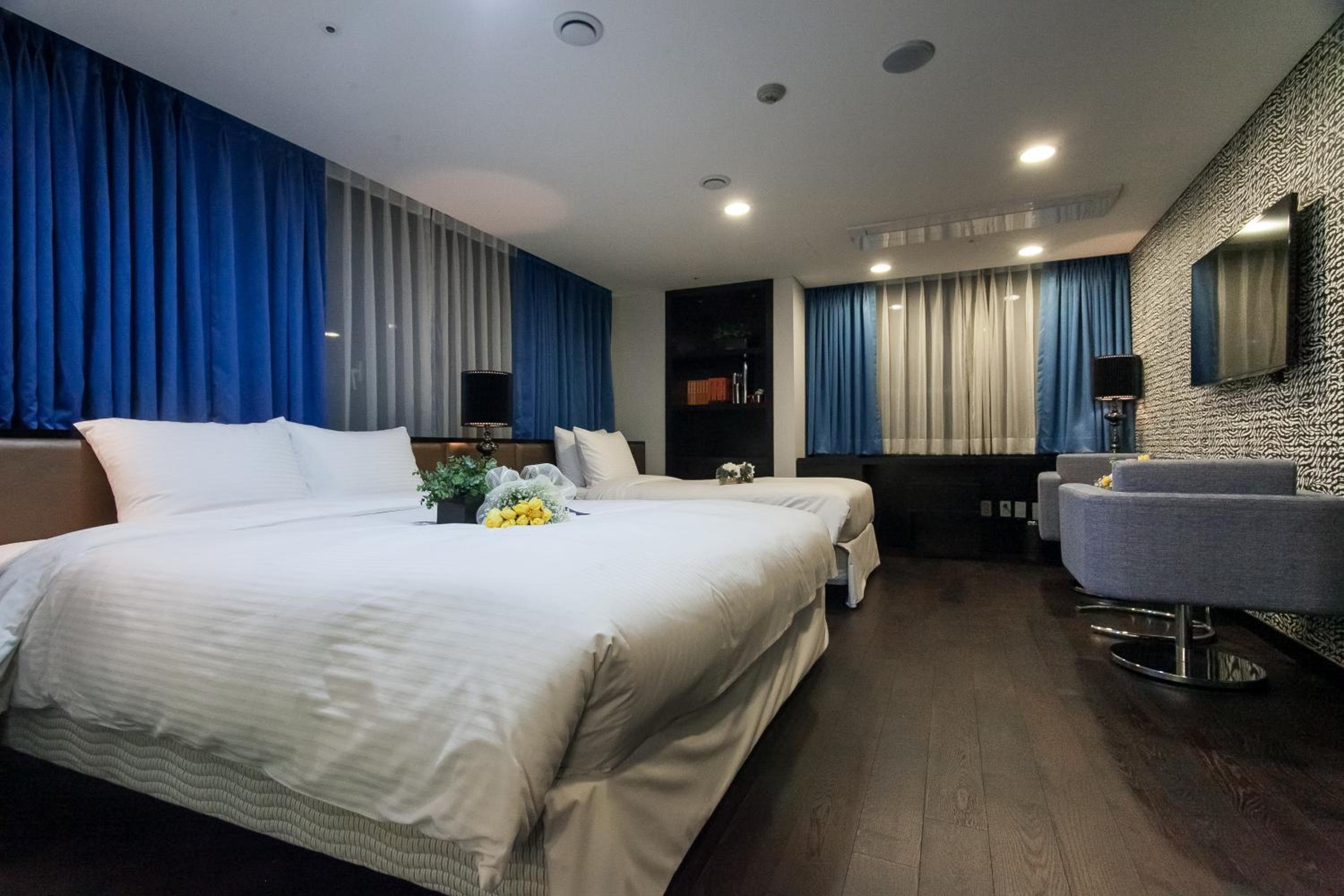 Hotel Pharos — photo 99
