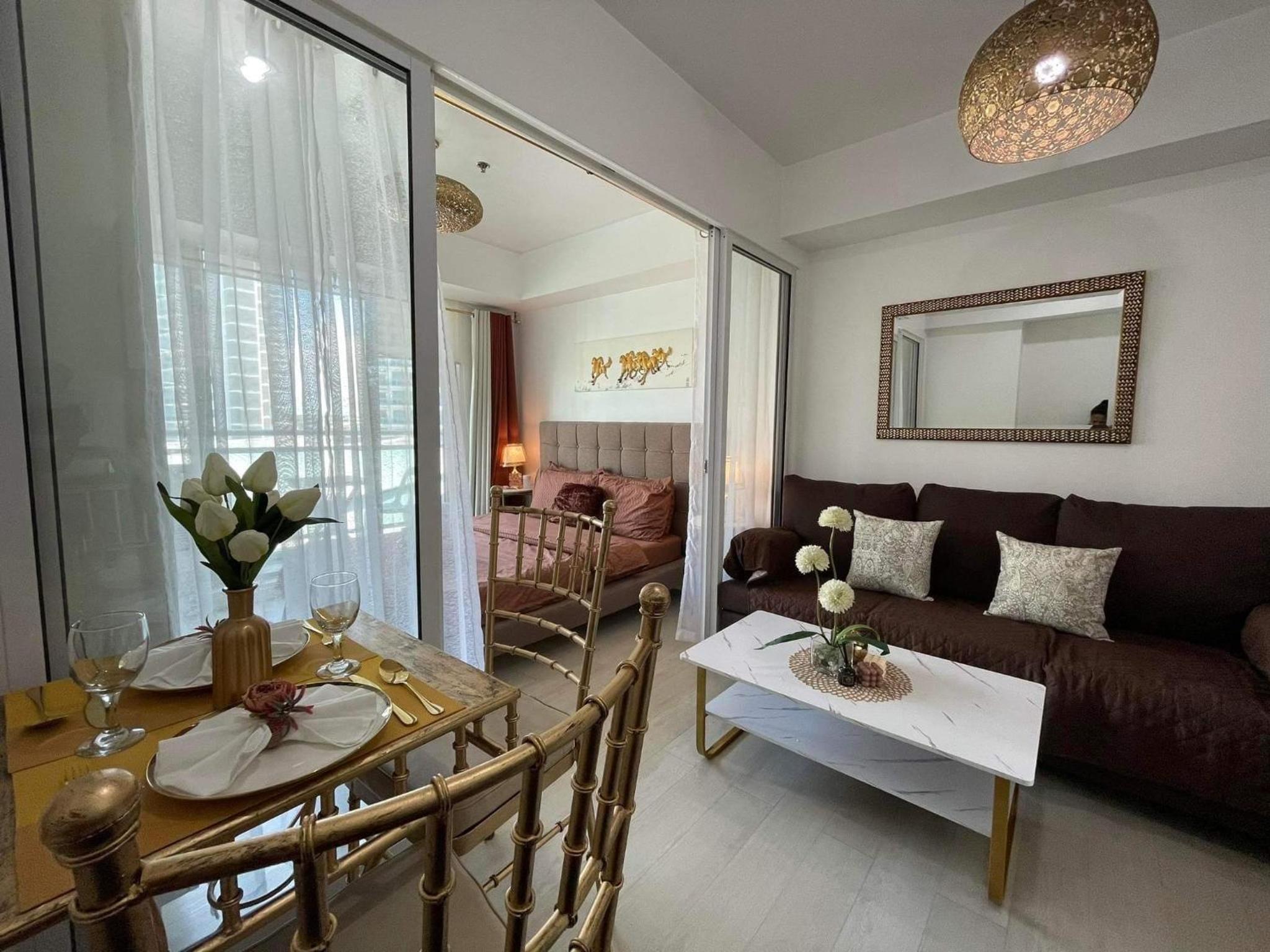 Junior Suite With Pool View