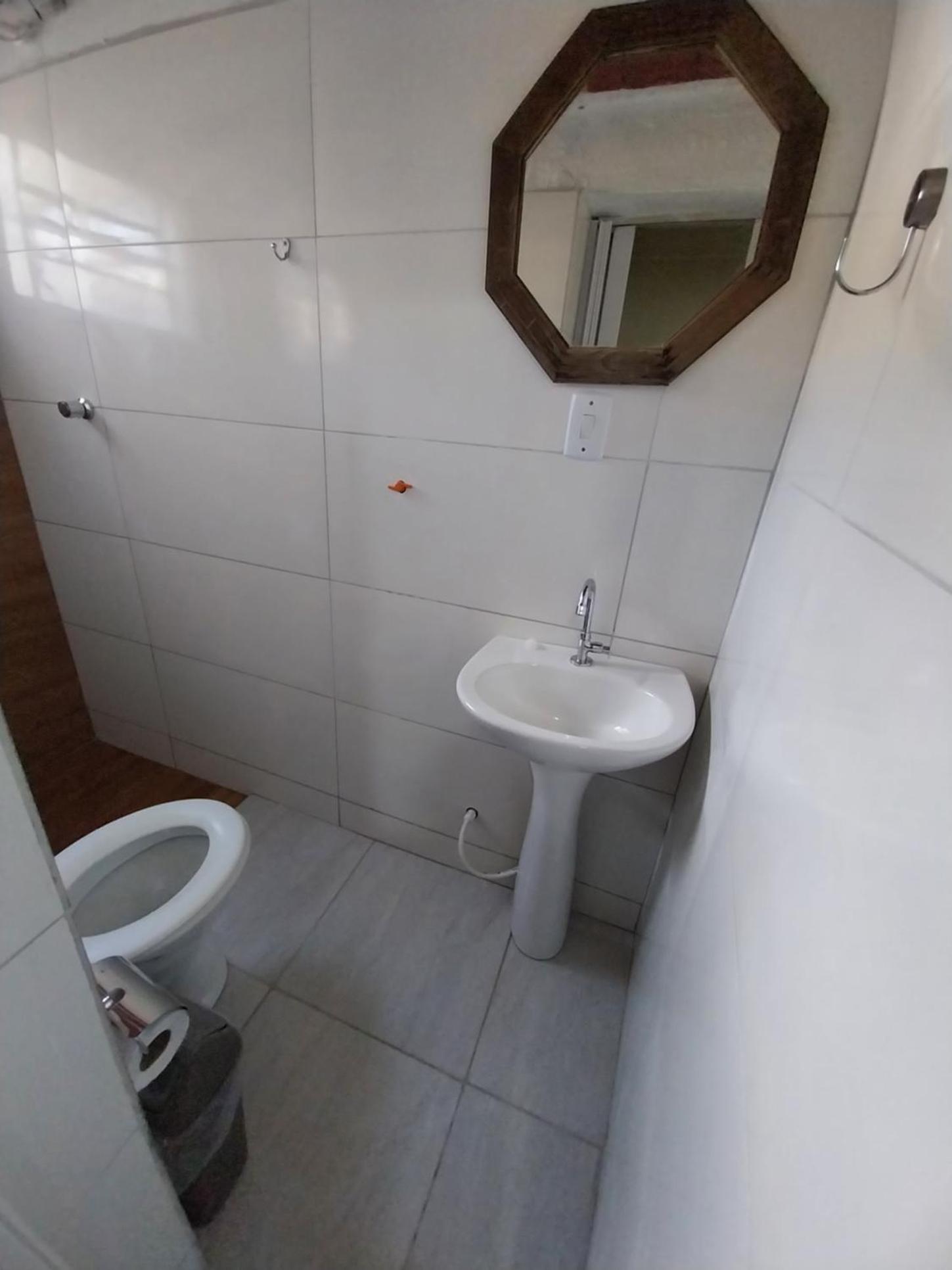 Quadruple Room with Private Bathroom photo 3