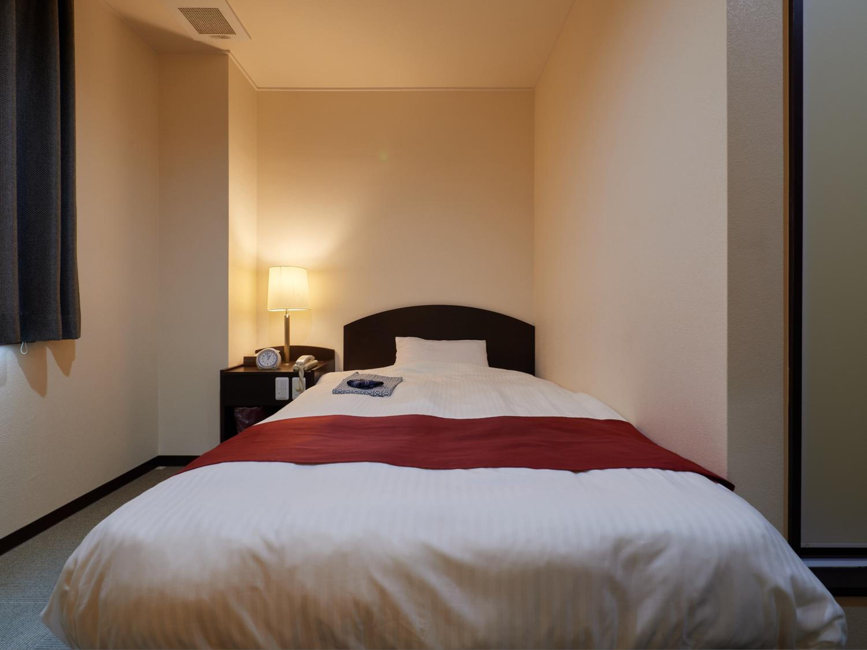 Small Double Room - Photo 5