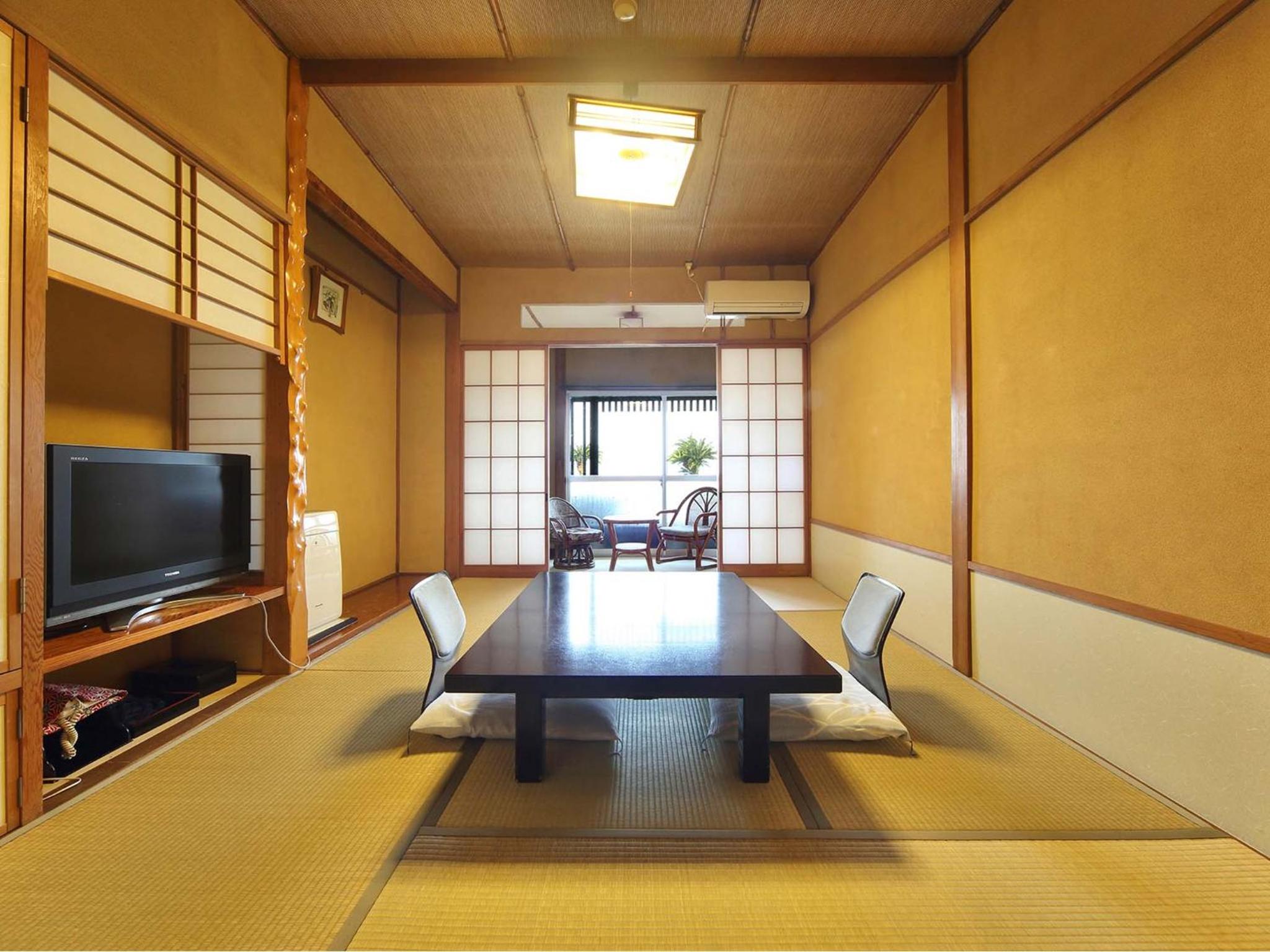 Economy Japanese-Style Room photo 1