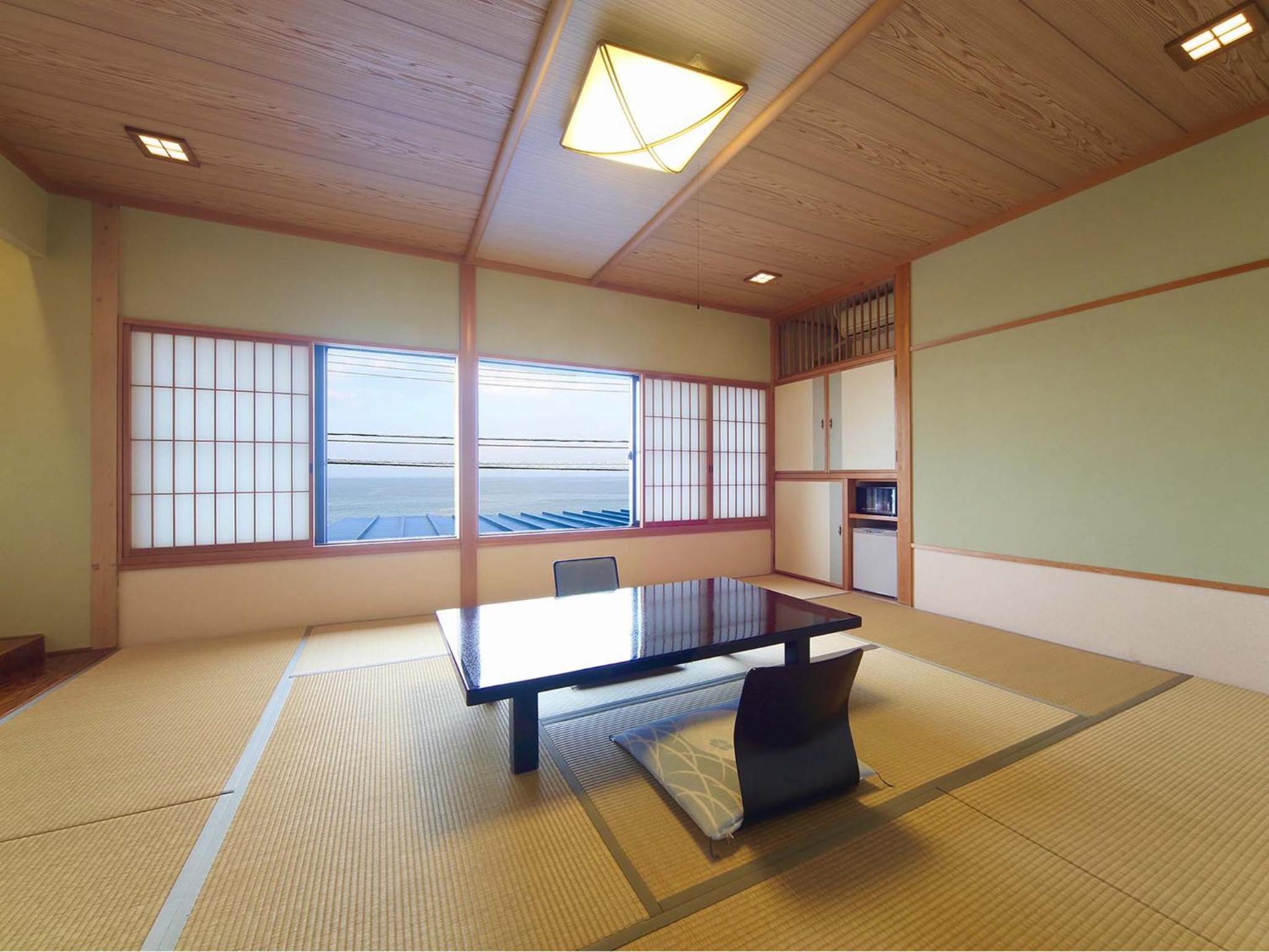 Superior Japanese-Style Room photo 2