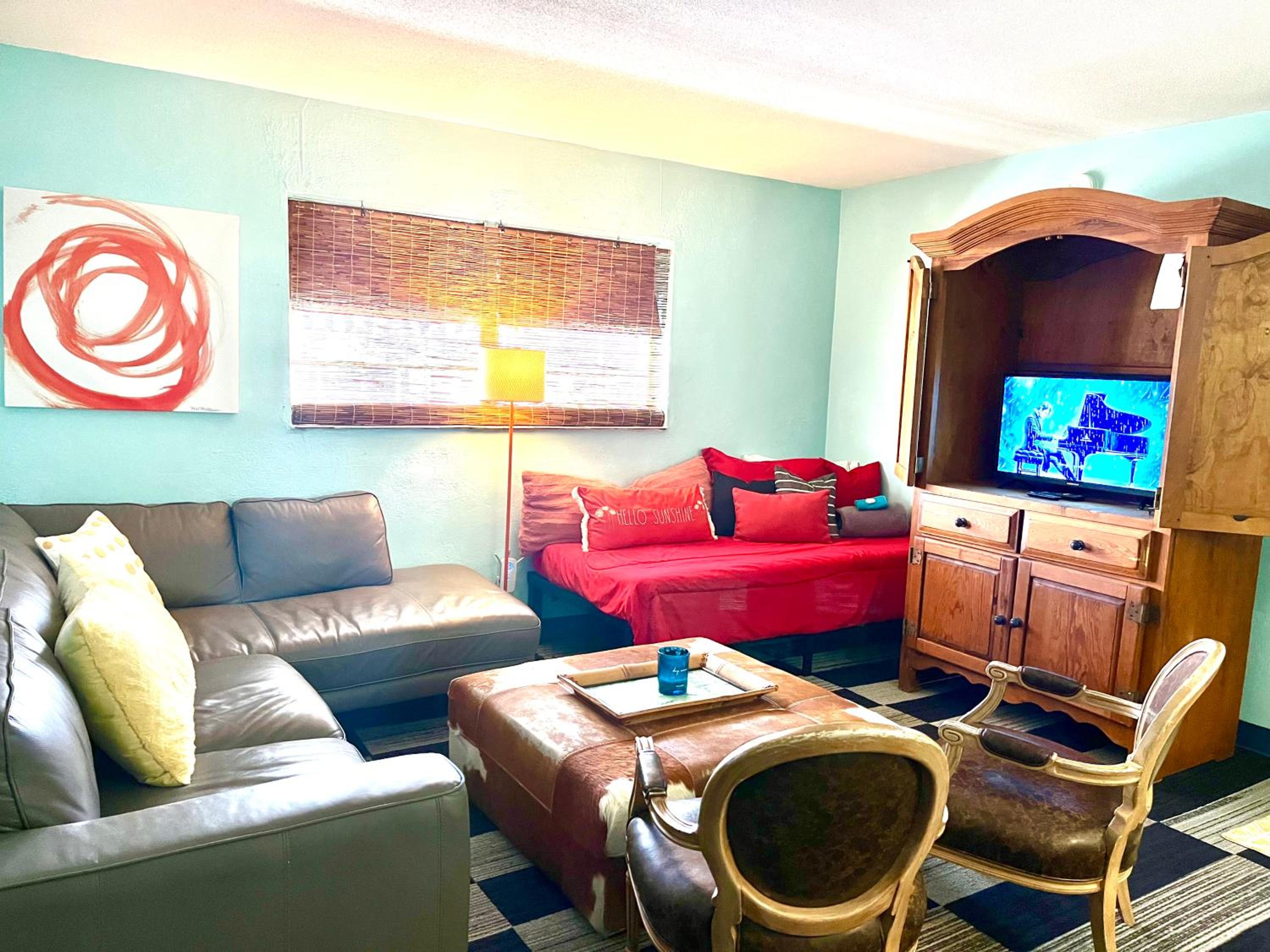 Apartment photo 1
