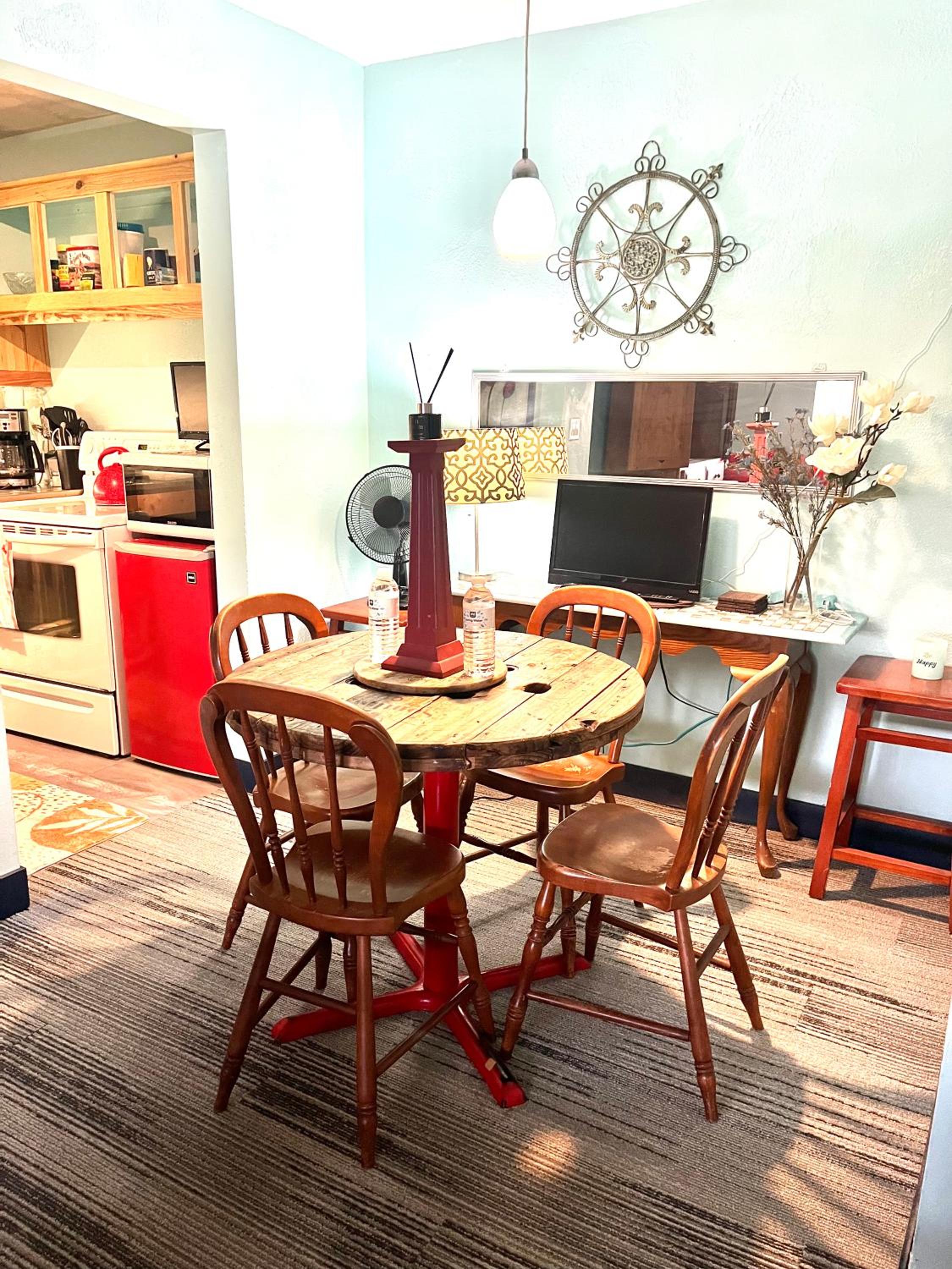 Apartment photo 2