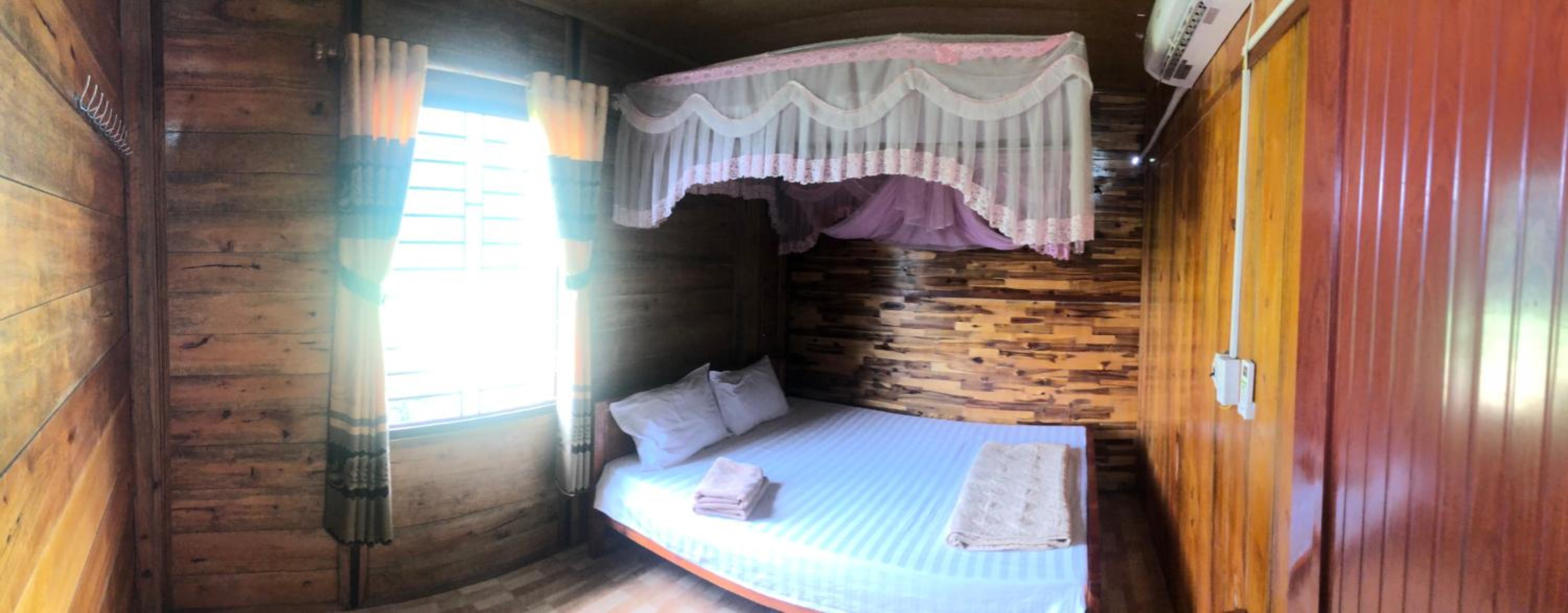 Double Room with Lake View photo 2