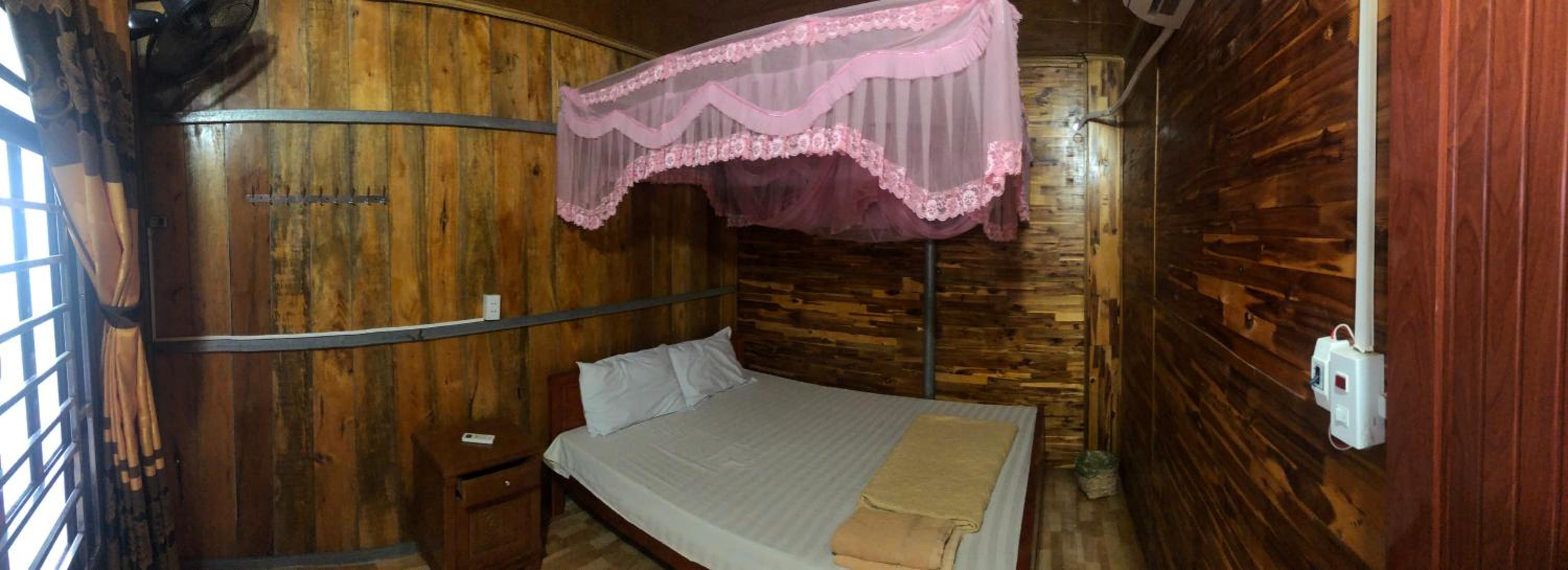 Double Room with Lake View photo 3