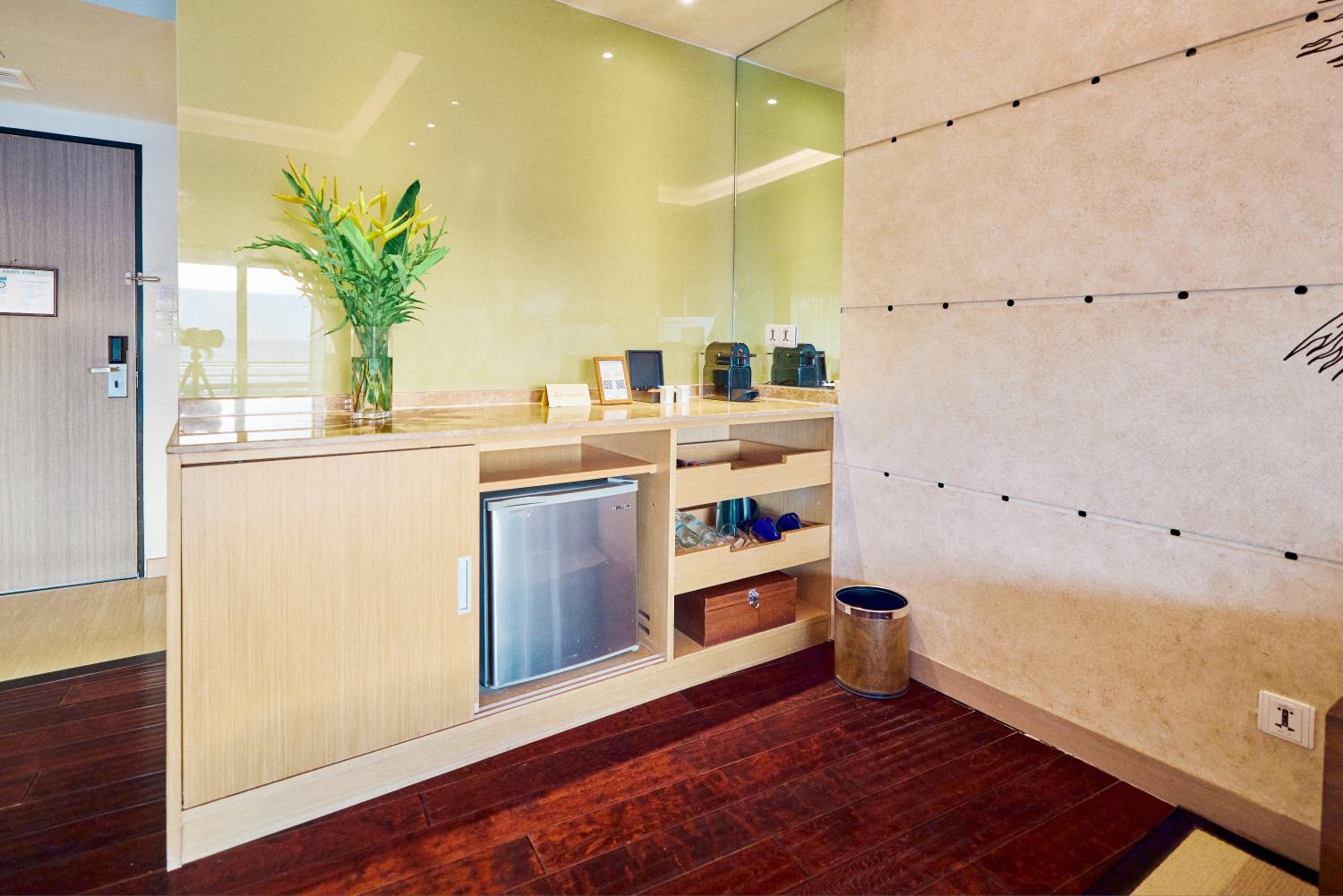 Superior Suite - Photo 3