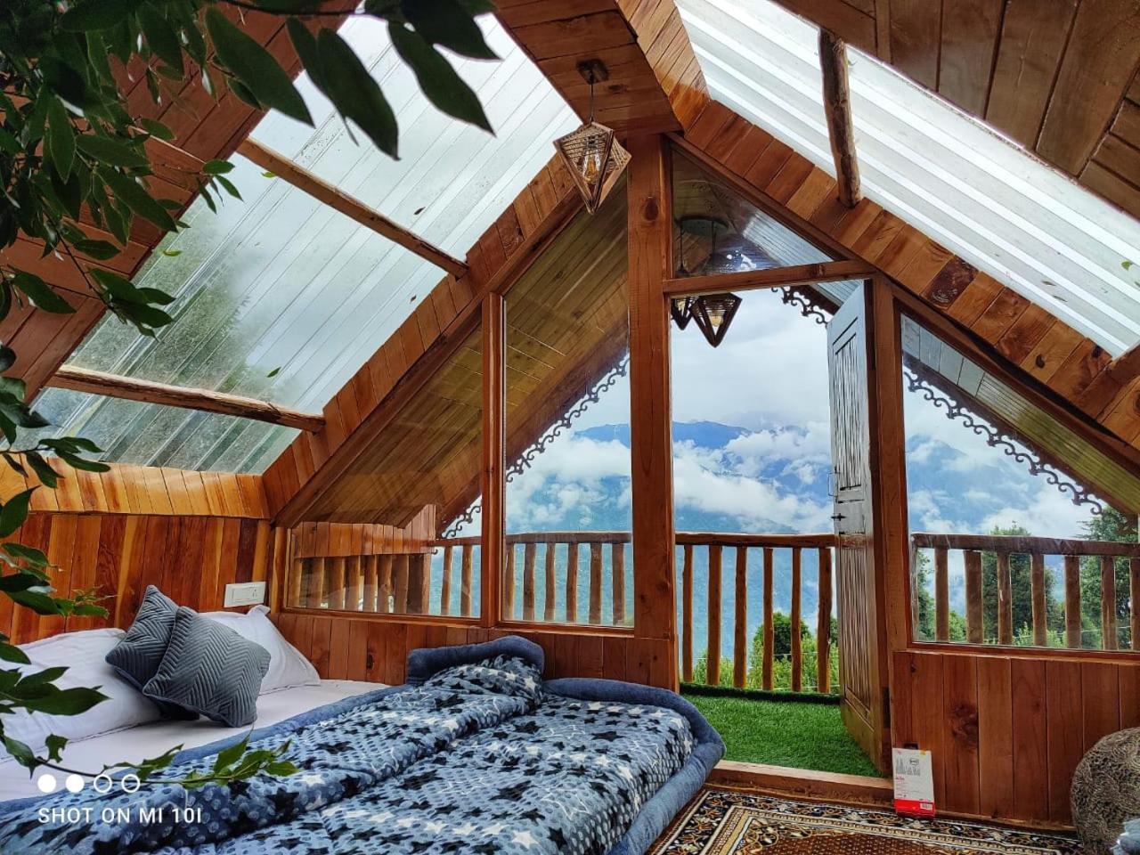 Double Room with Balcony photo 1