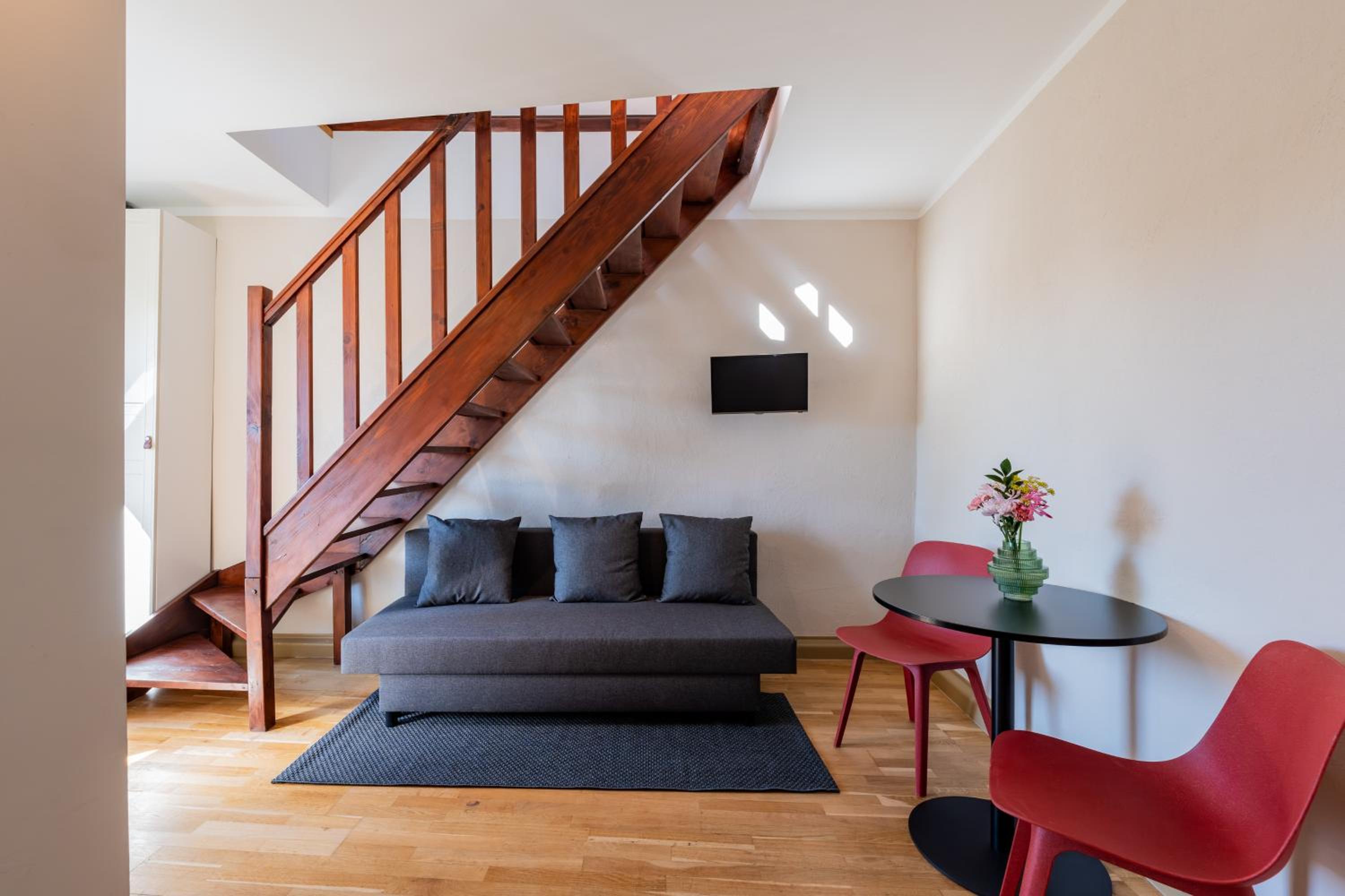 Studio - Split Level