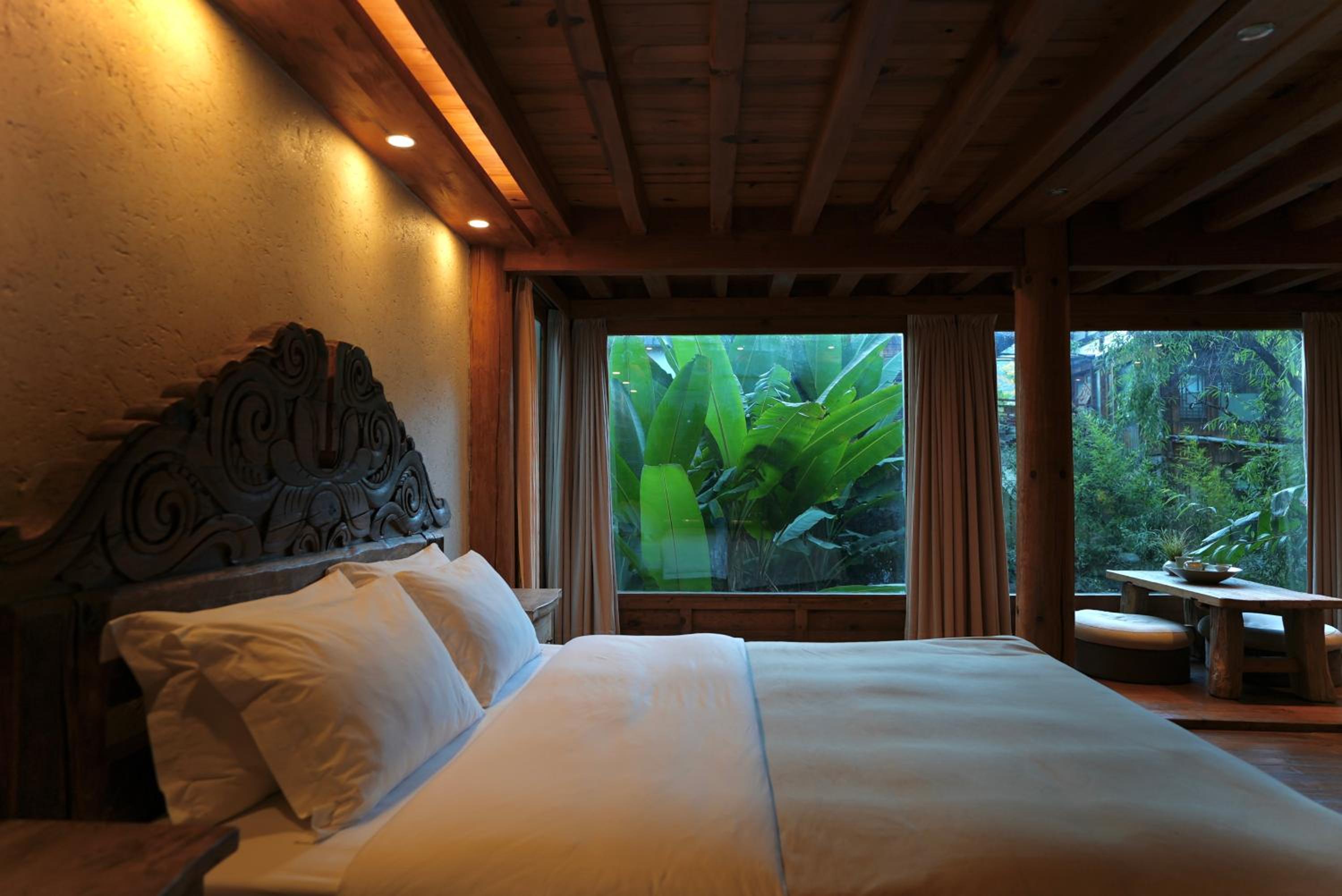 Queen Room with Garden View photo 2