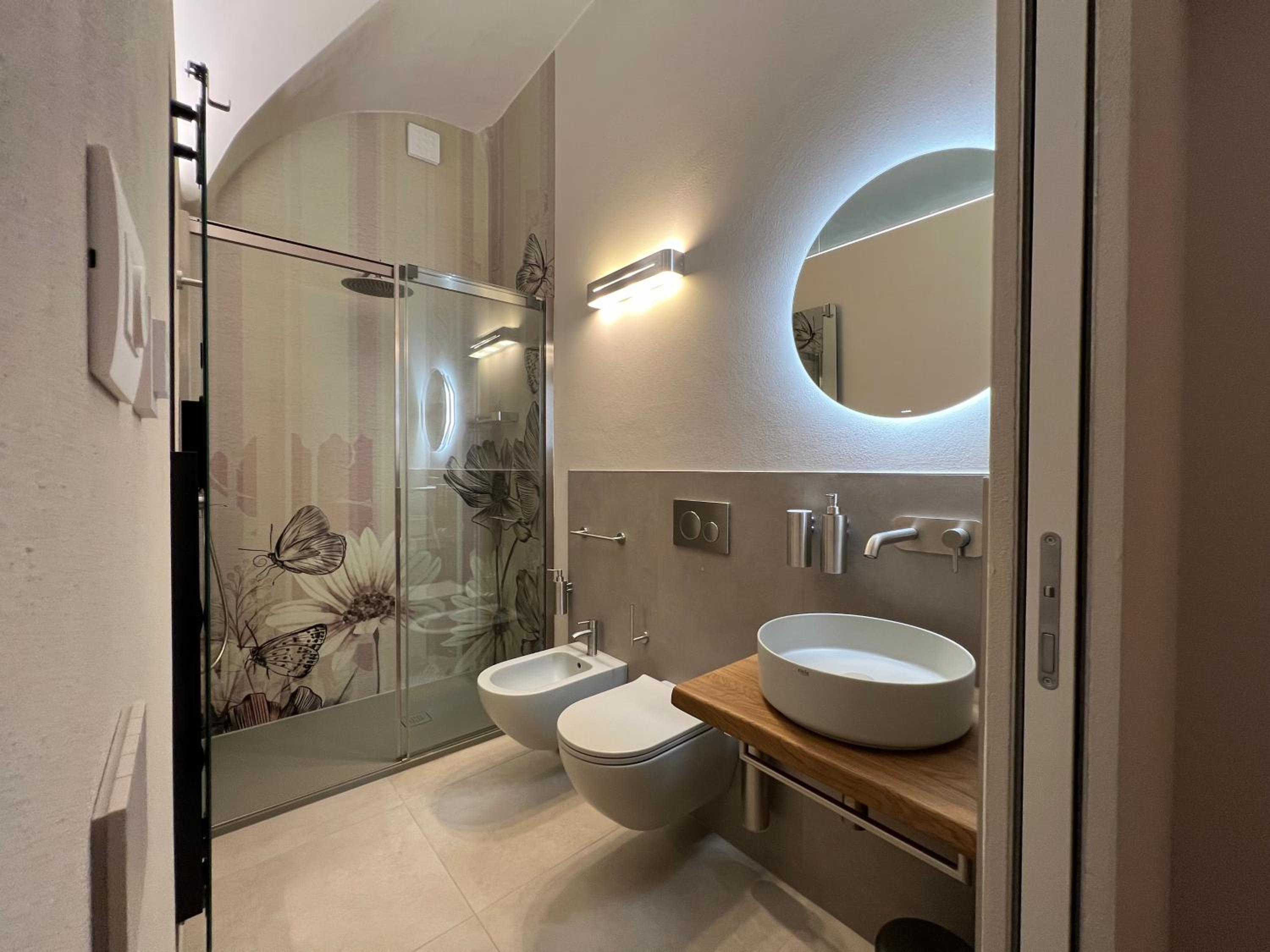 Large Double or Twin Room photo 2