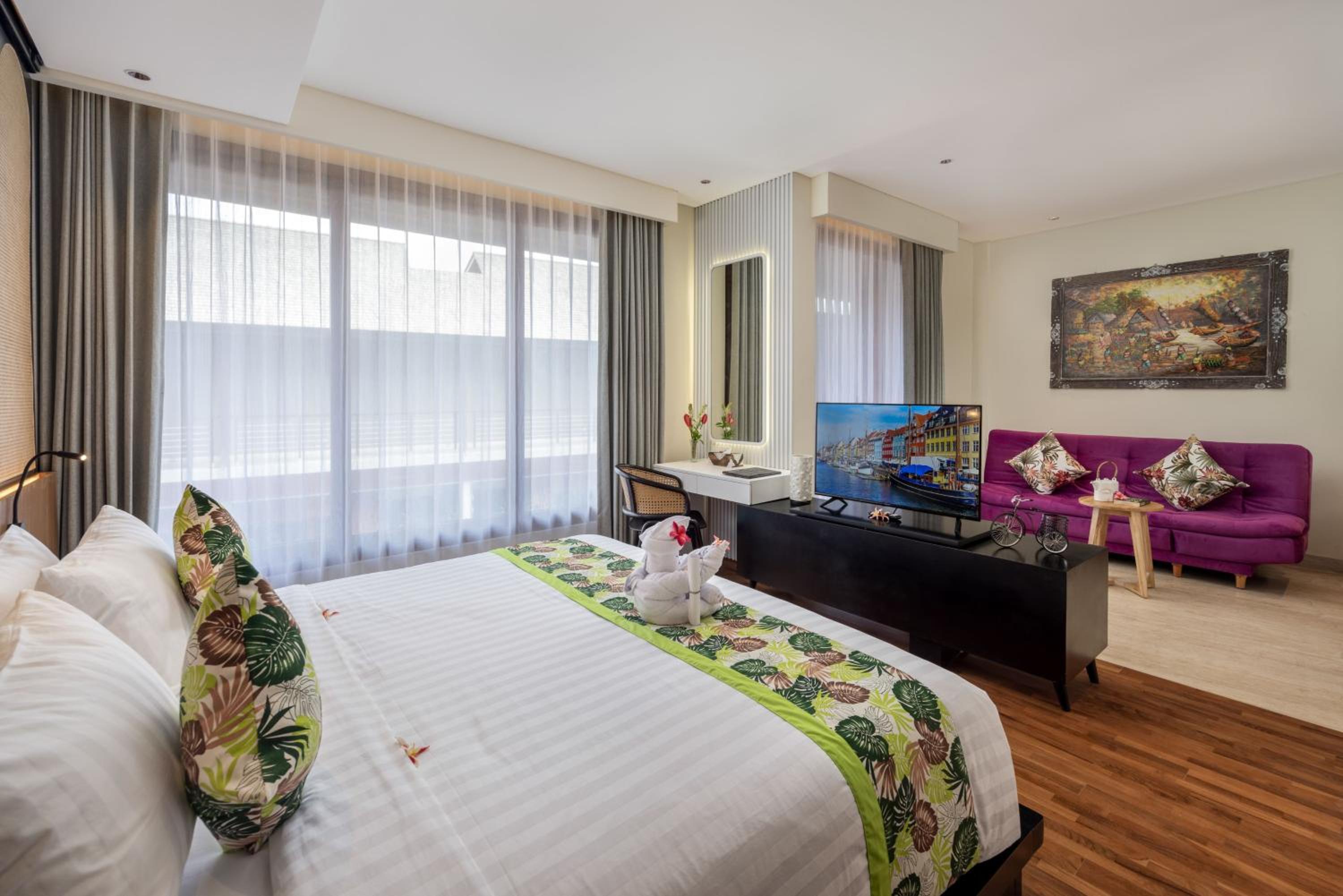 Deluxe Suite - Photo 1