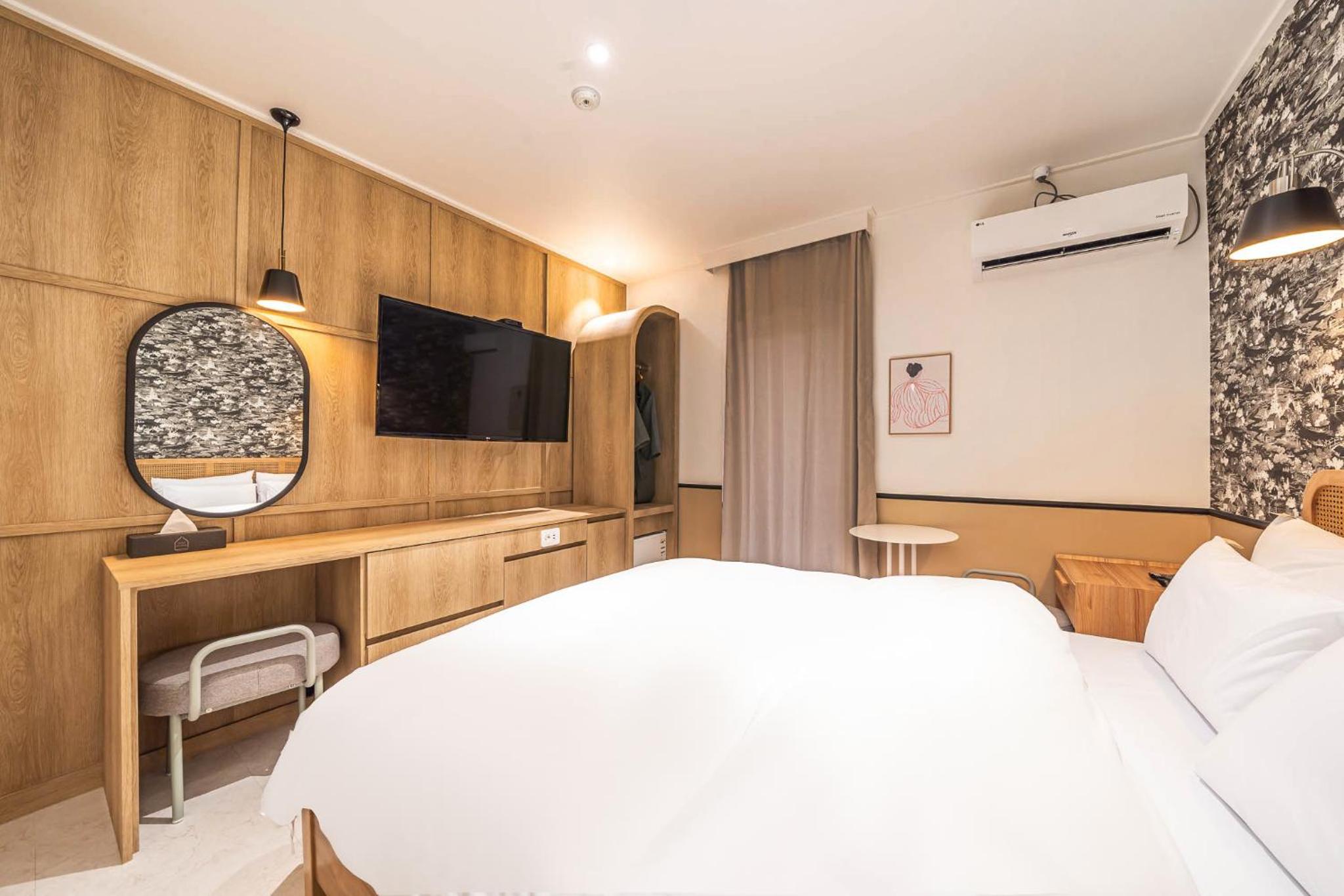 Terrace Room - Photo 10