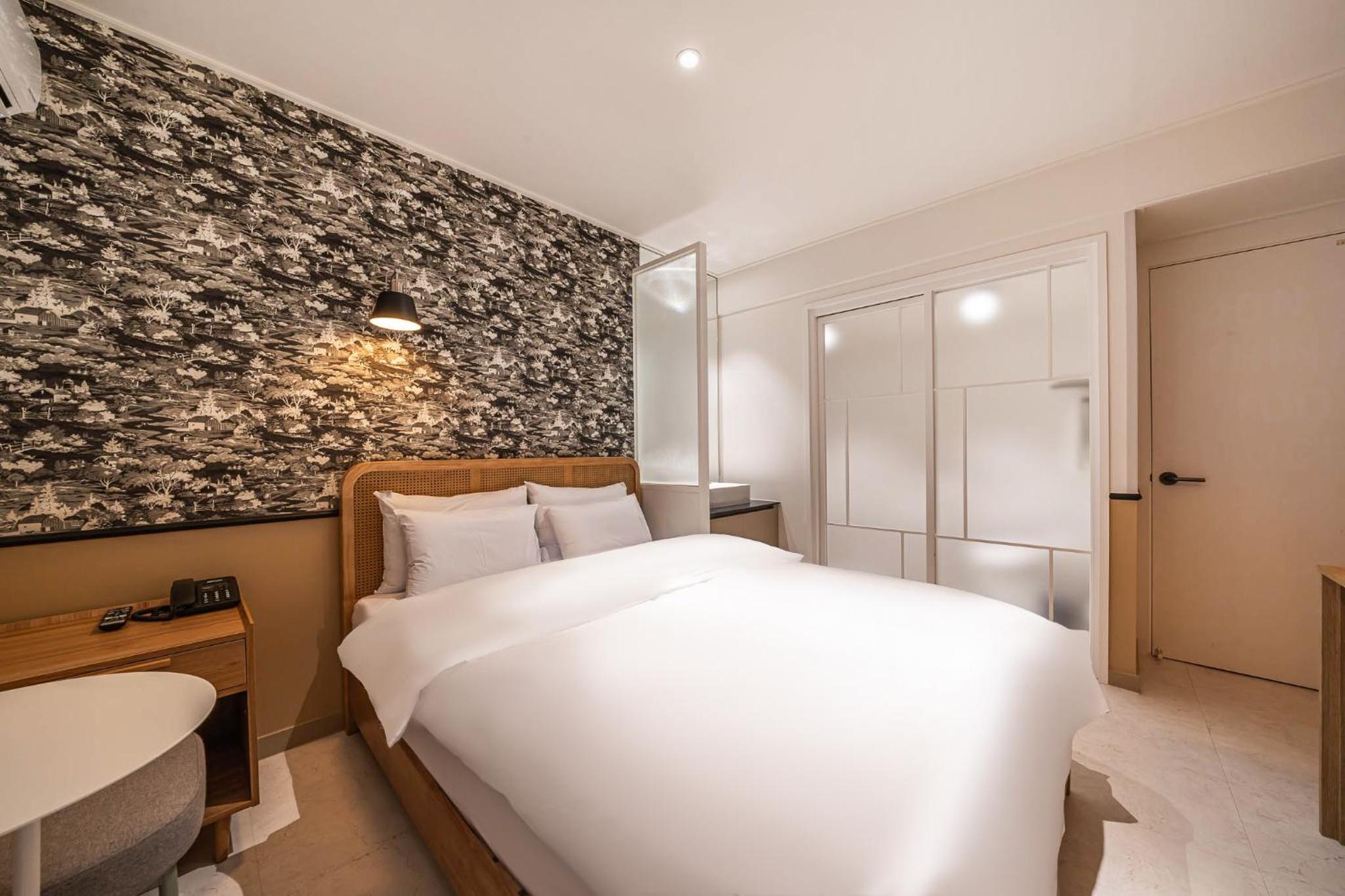 Terrace Room - Photo 9