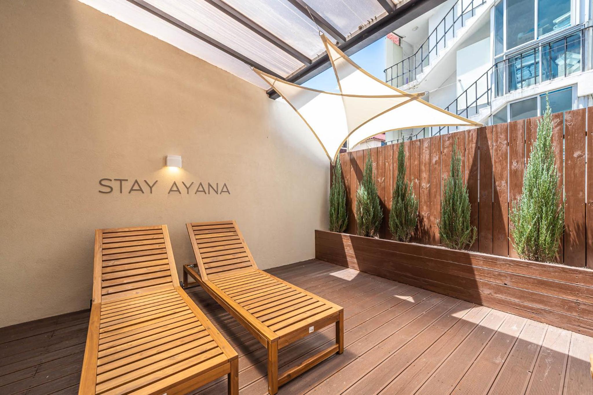 Terrace Room - Photo 2