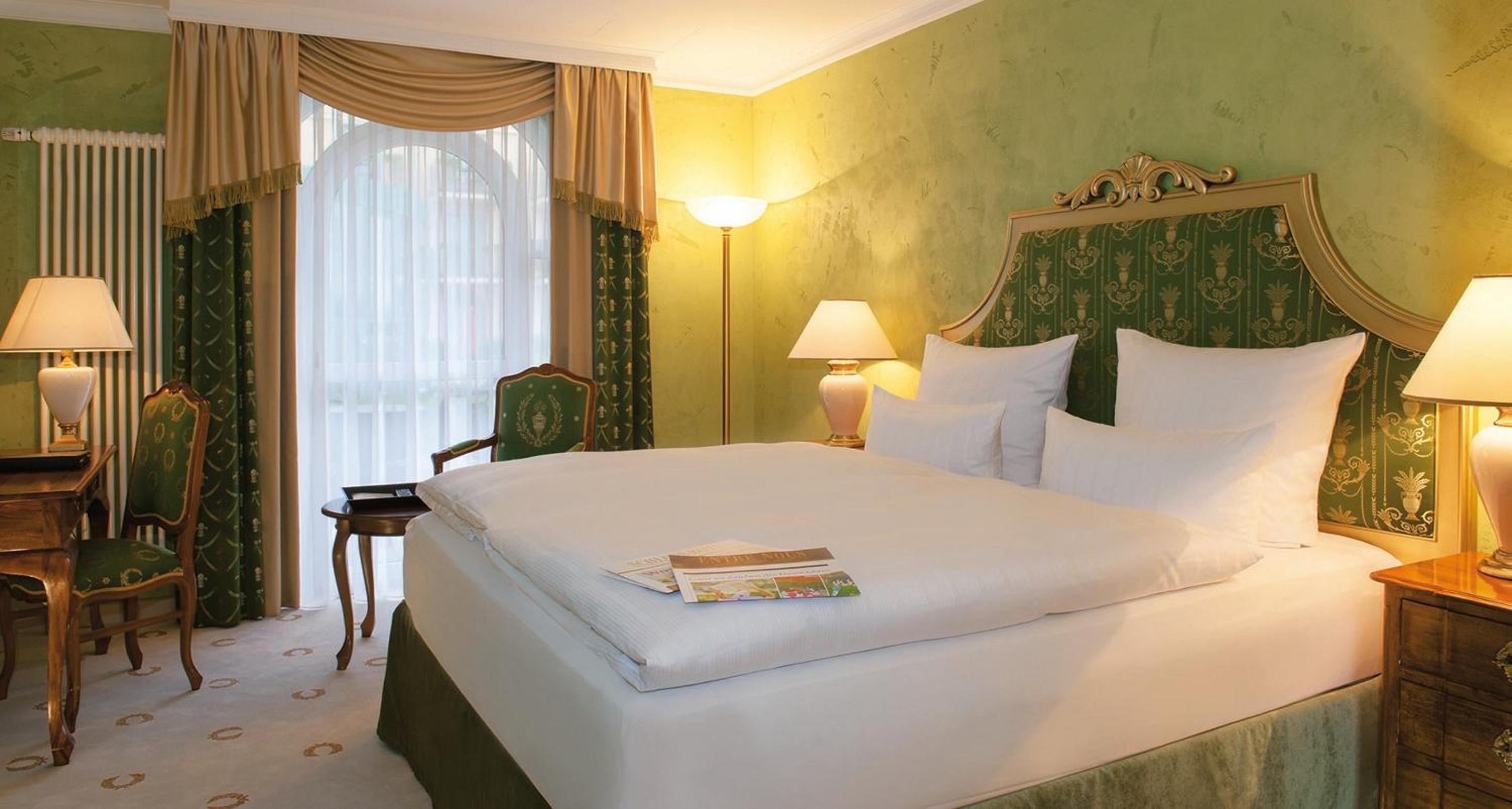 Deluxe Room - Photo 3