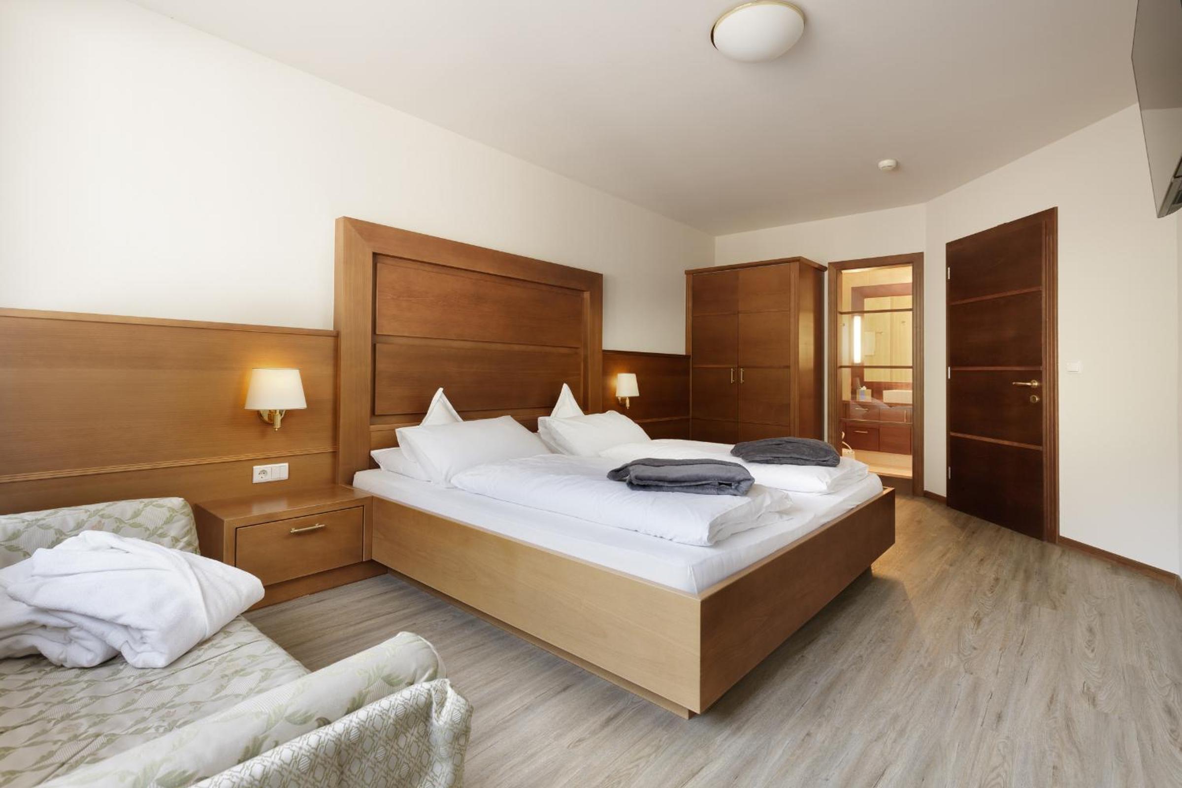 Suite with Mountain View