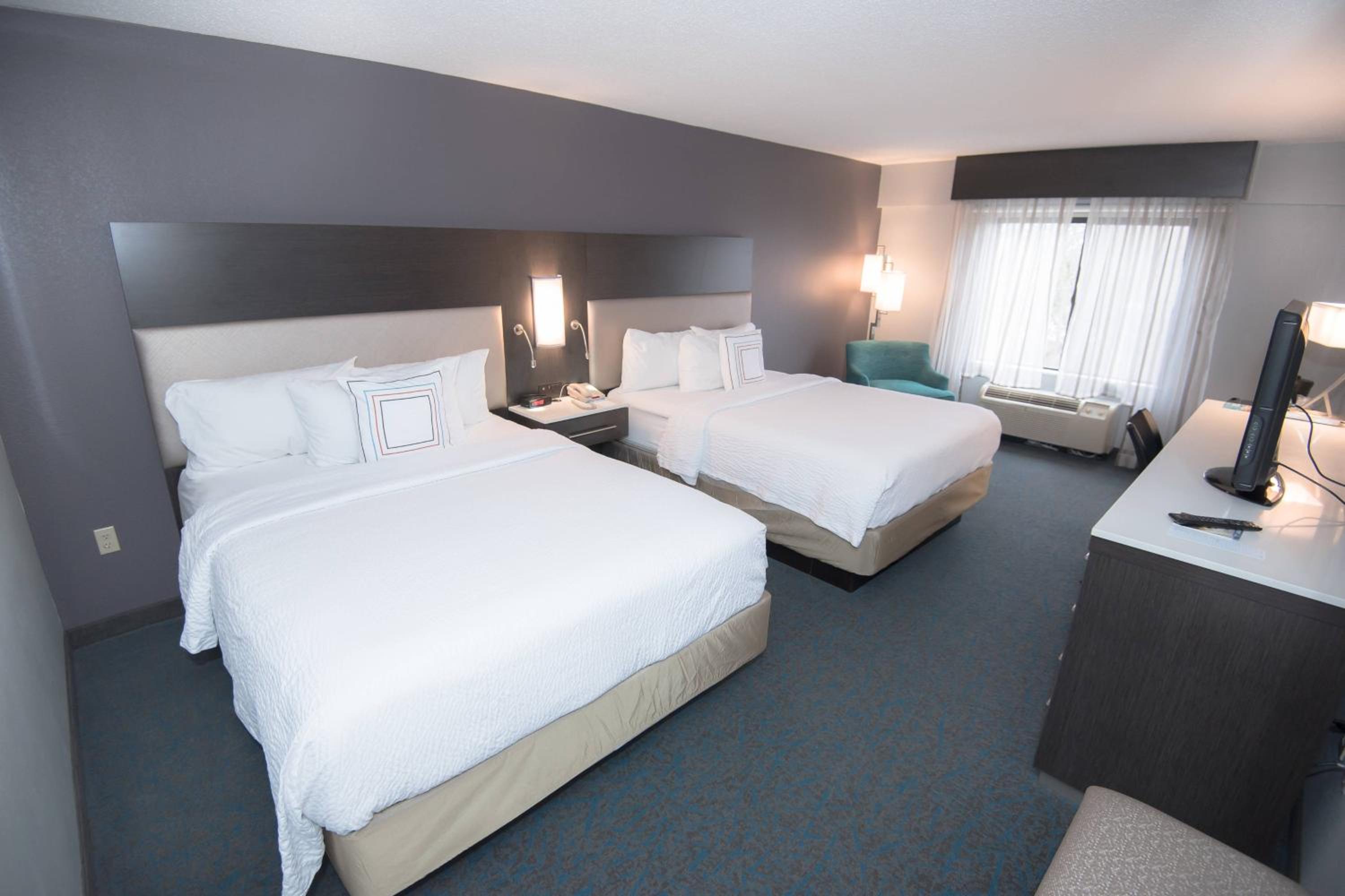 Double Room with Two Double Beds - Photo 1