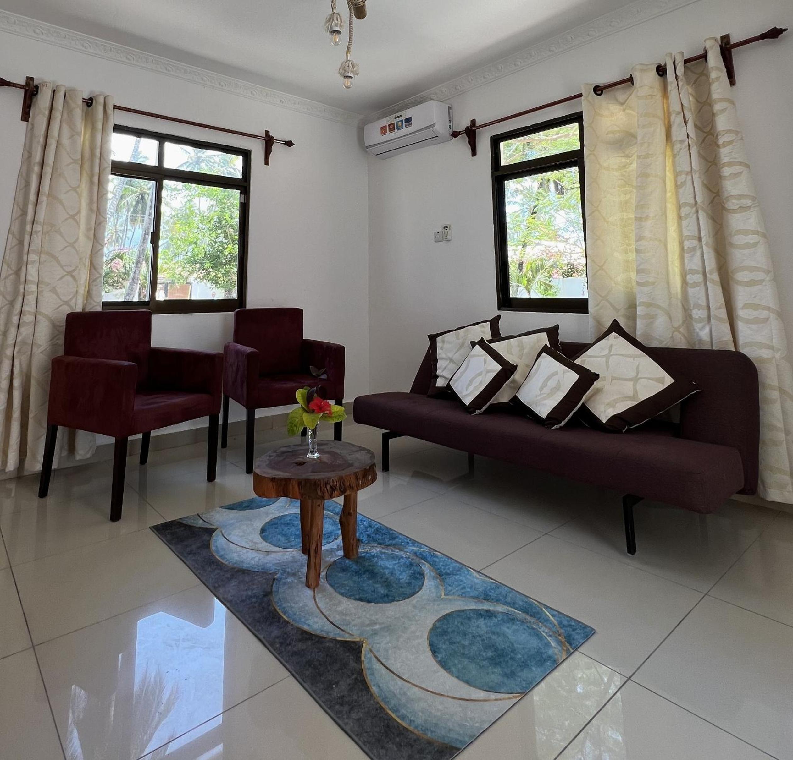 Deluxe Family Suite