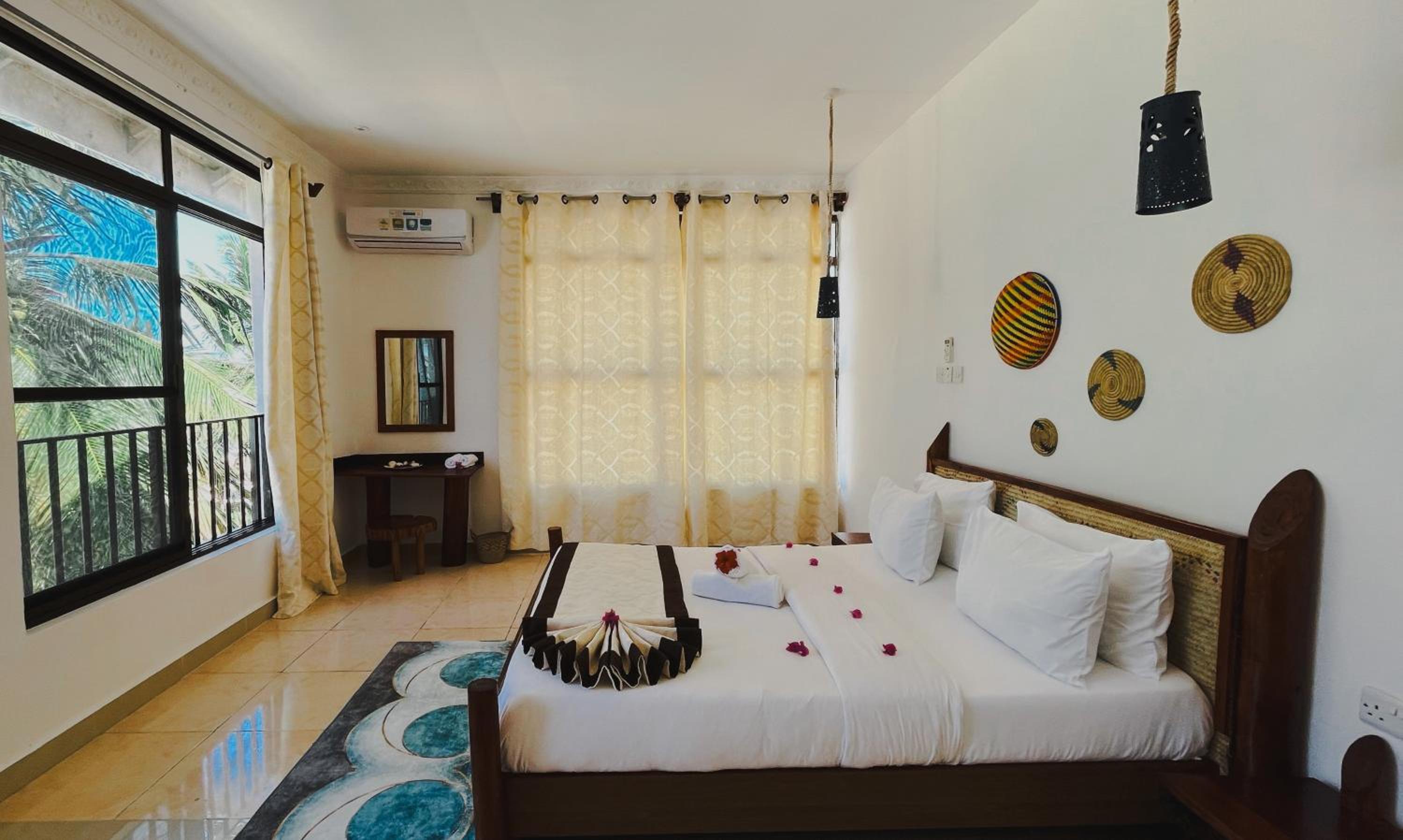 Deluxe Family Suite