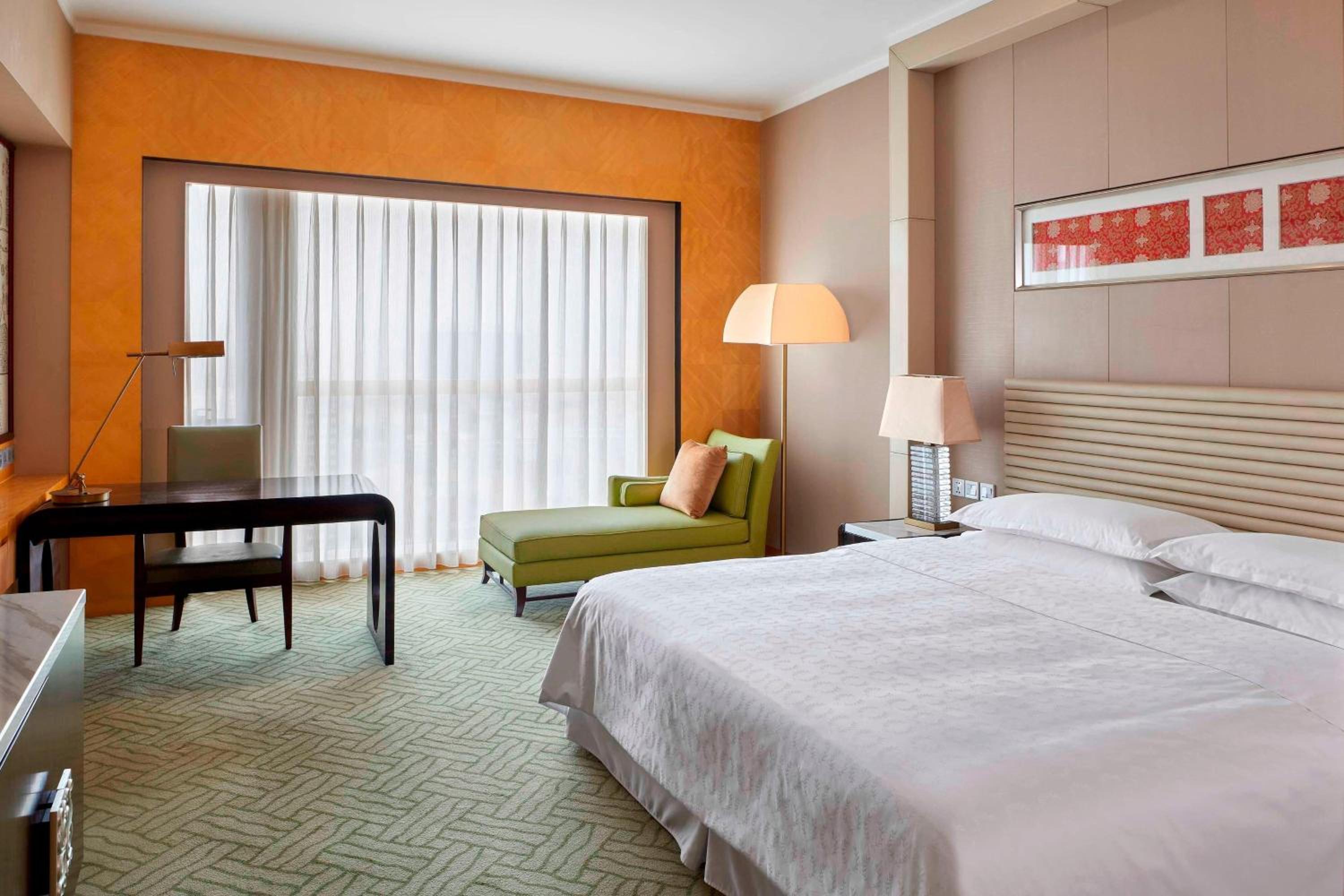 Premier King Room, Guest room, 1 King, City View view