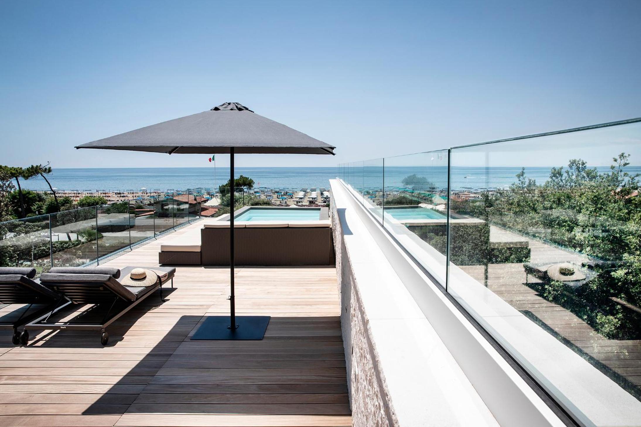 Penthouse Suite - Annex photo 2