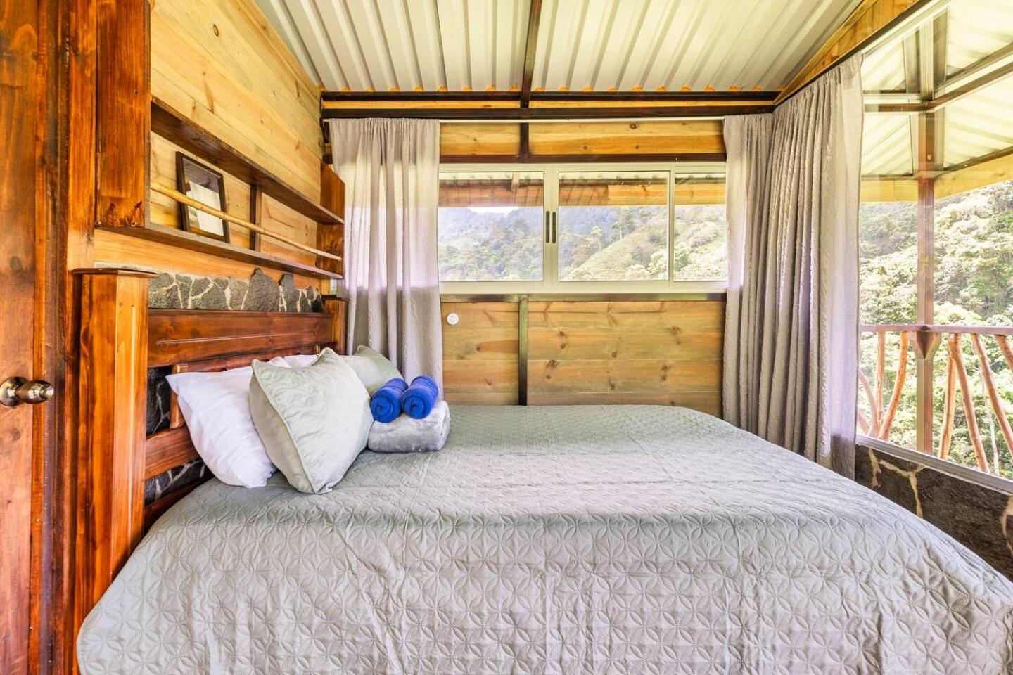 Sky Lodge photo 1