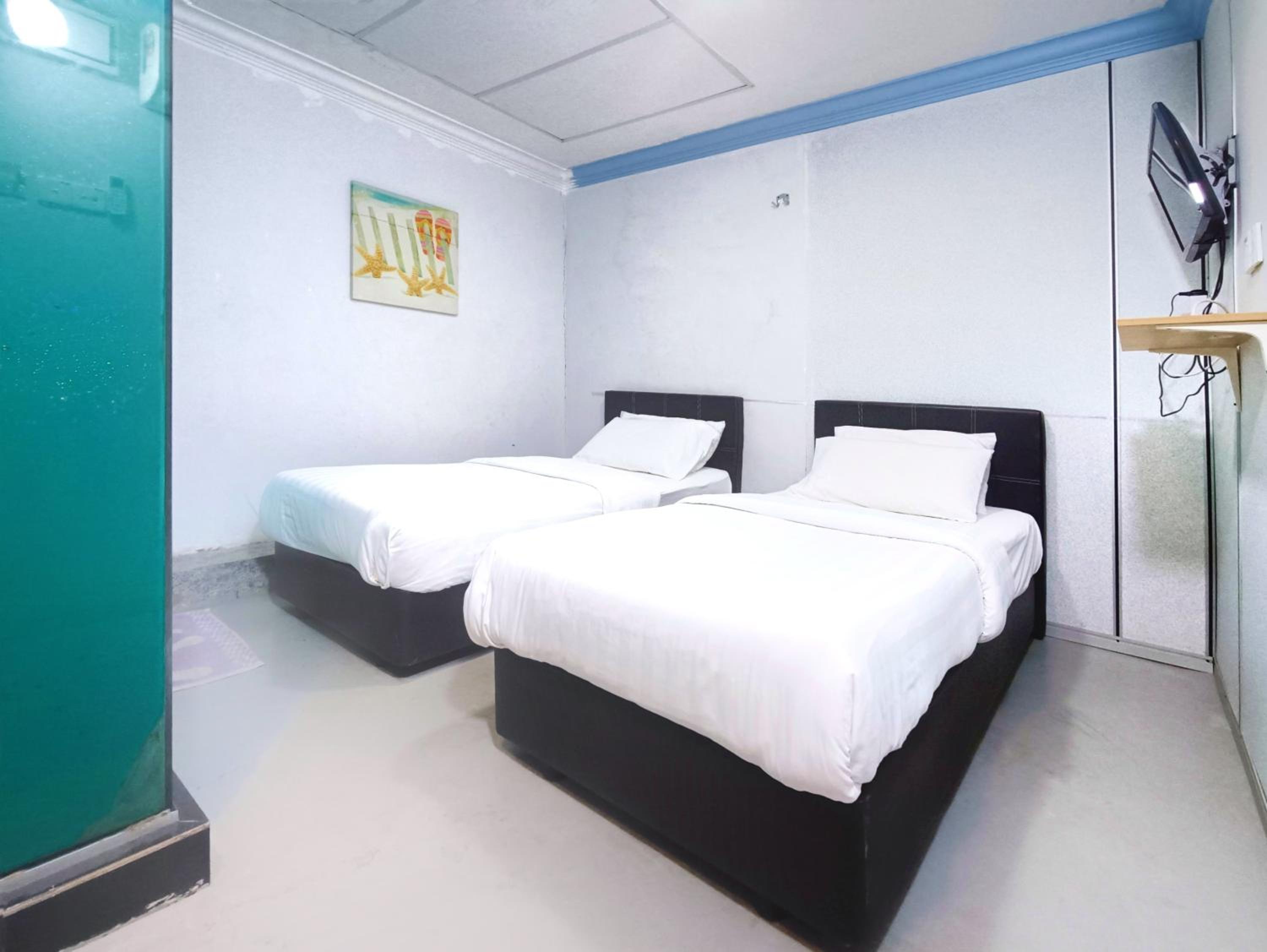 Deluxe Twin Room - Photo 1