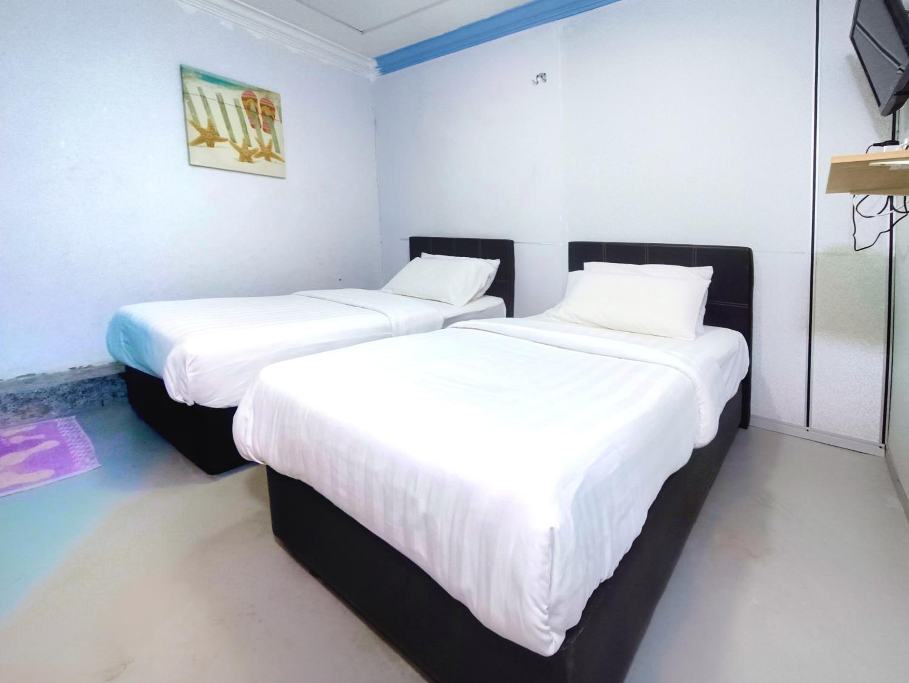 Deluxe Twin Room - Photo 5