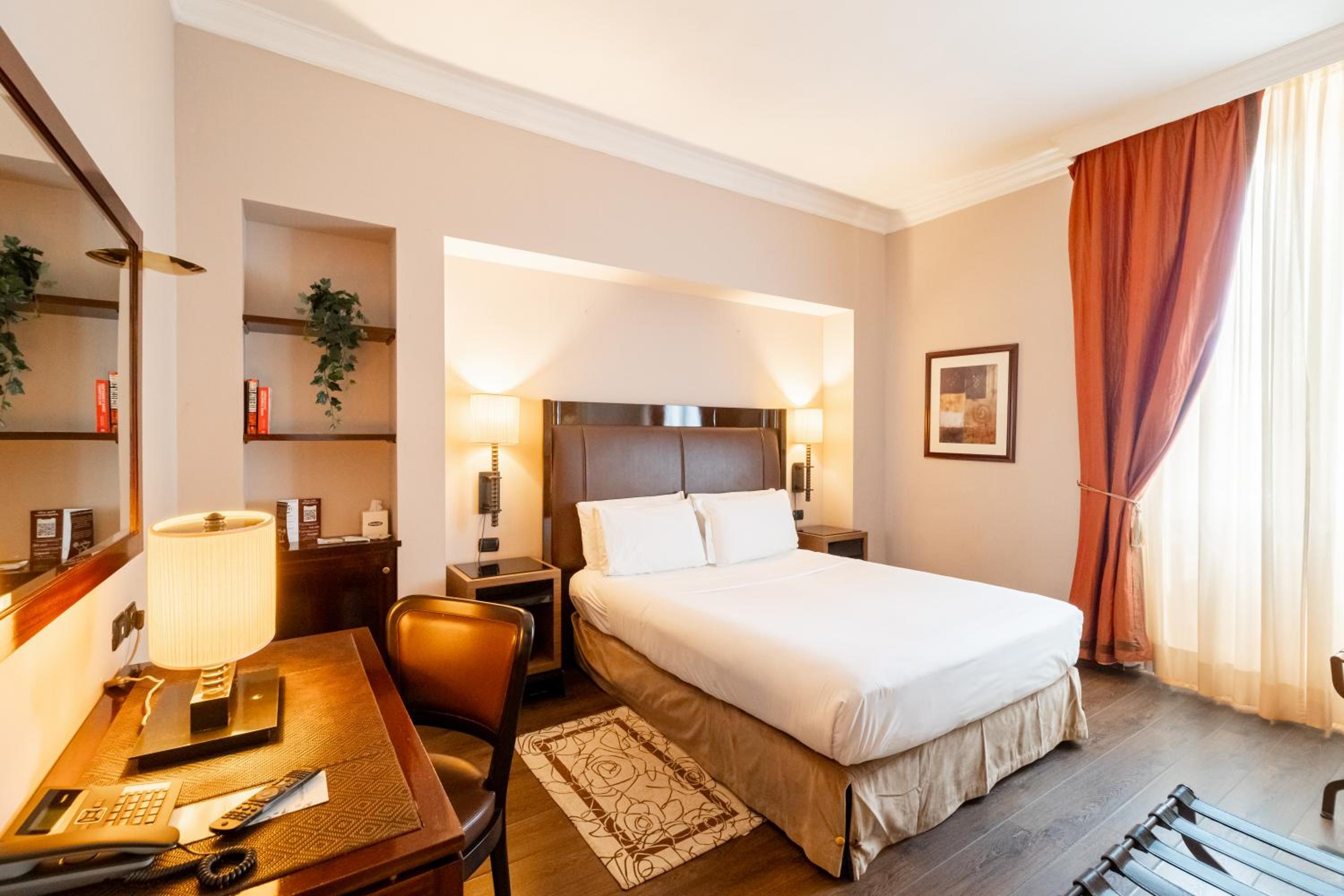 Suite photo 1
