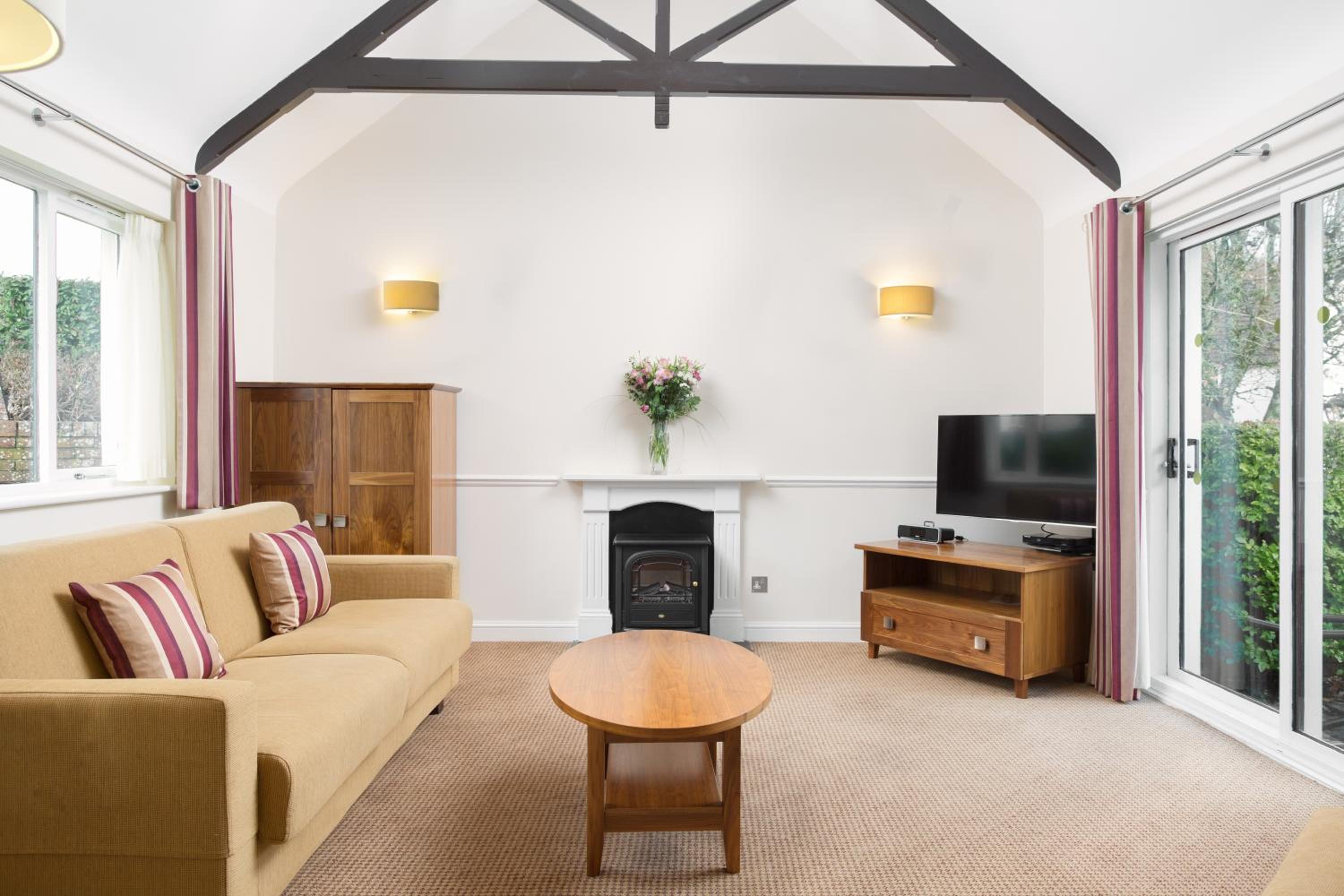 One Bedroom House (Sleeps 4)  - Photo 9