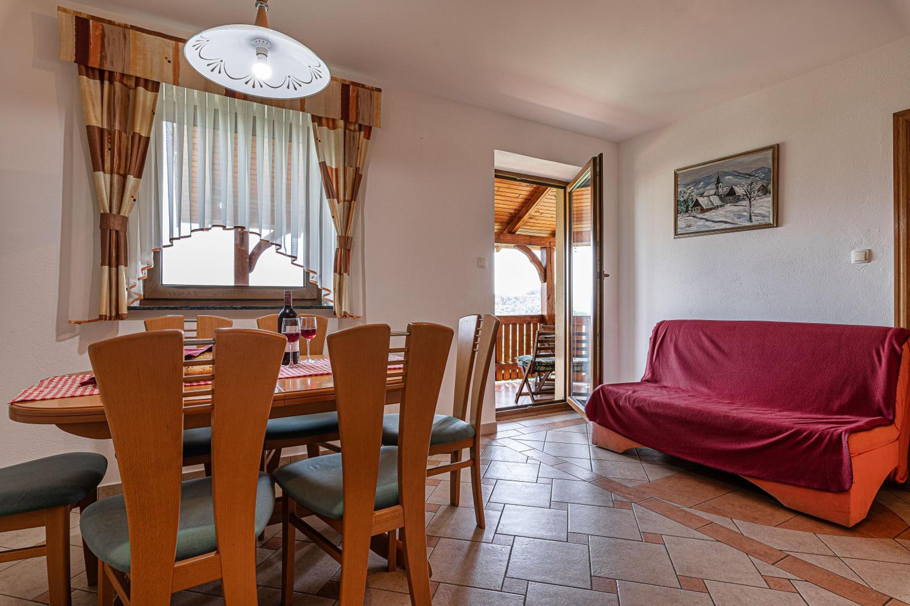 One-Bedroom House photo 3