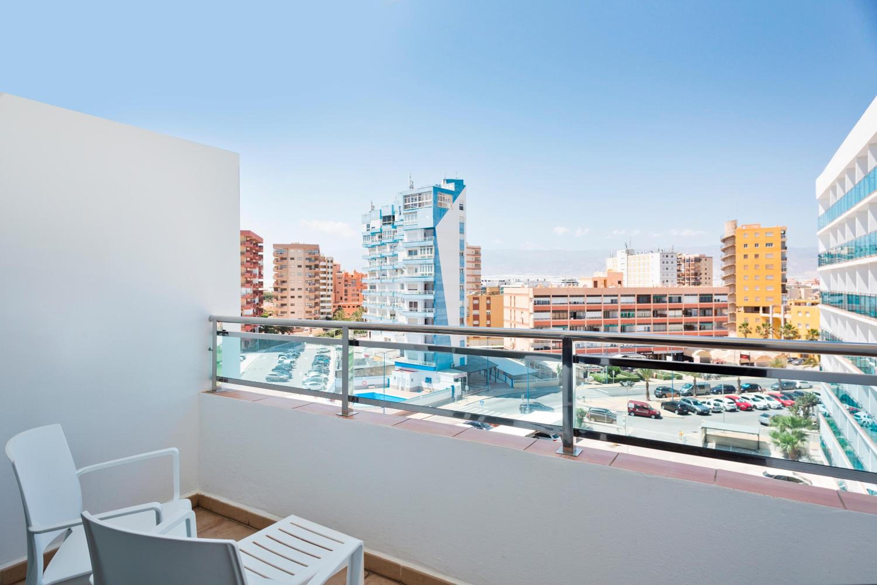 Superior Double Room (2 Adults + 2 Children) - Photo 3