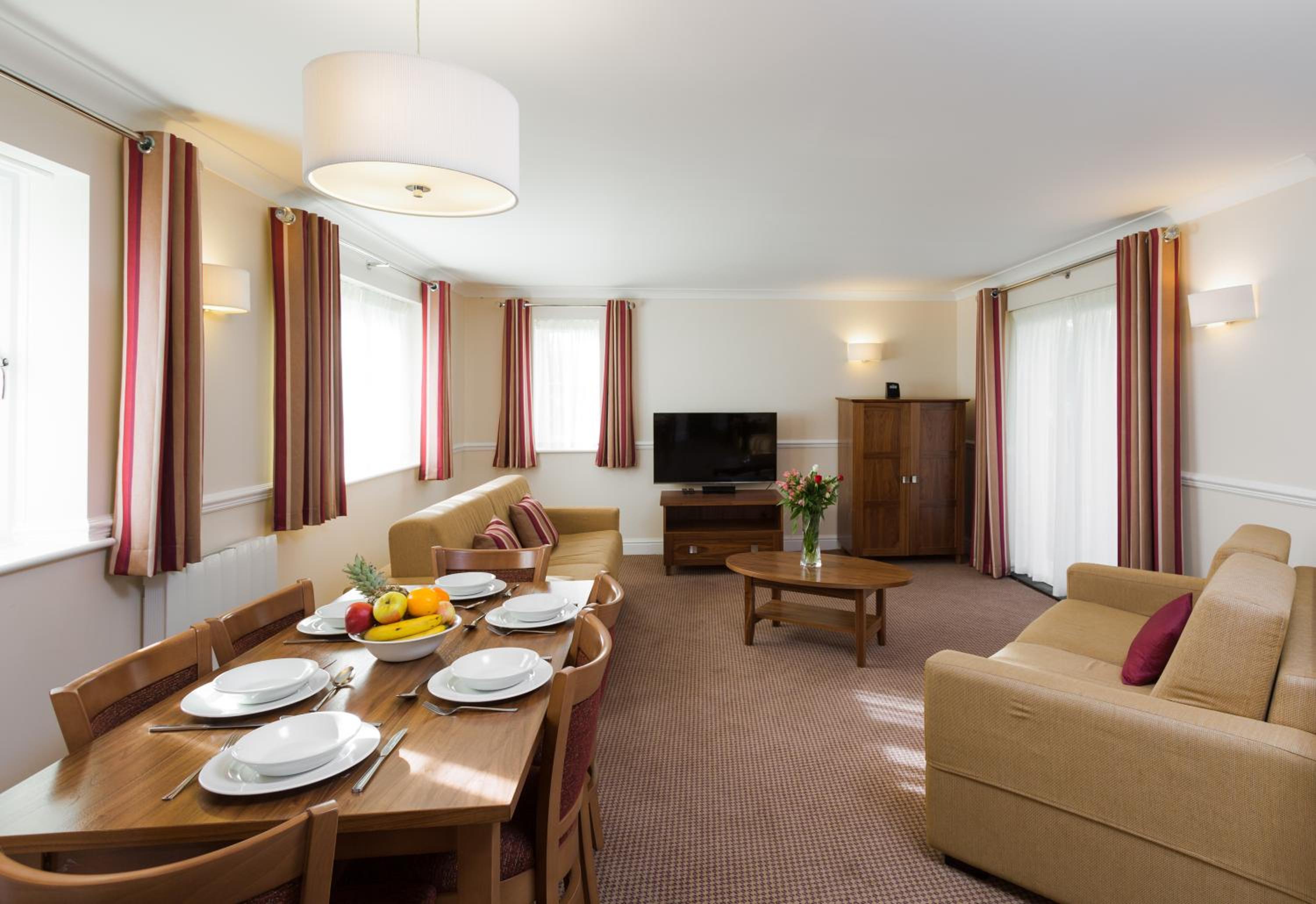 Two Bedroom House (Sleeps 6) - Photo 9