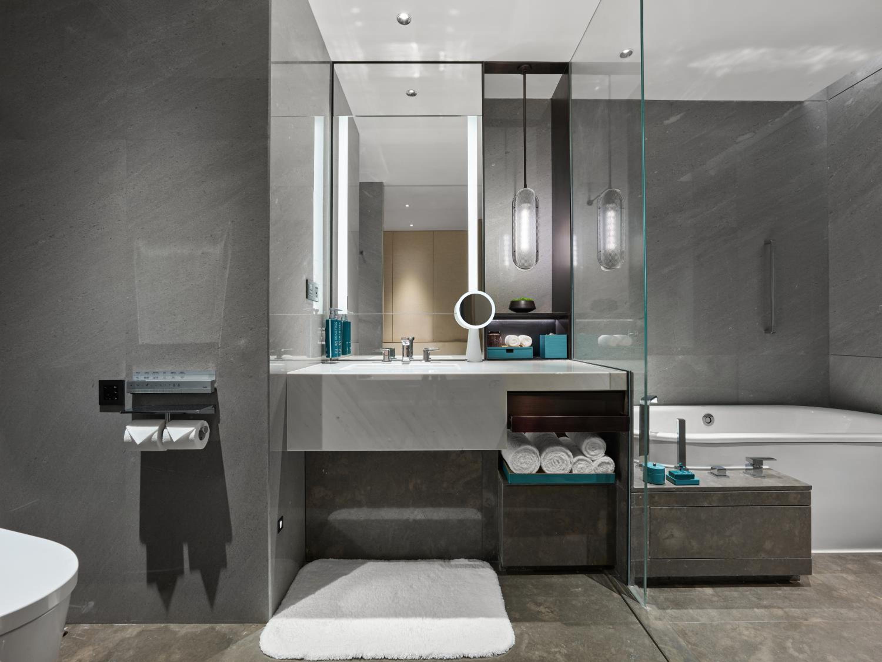 Executive King Room with Sea View - Photo 7